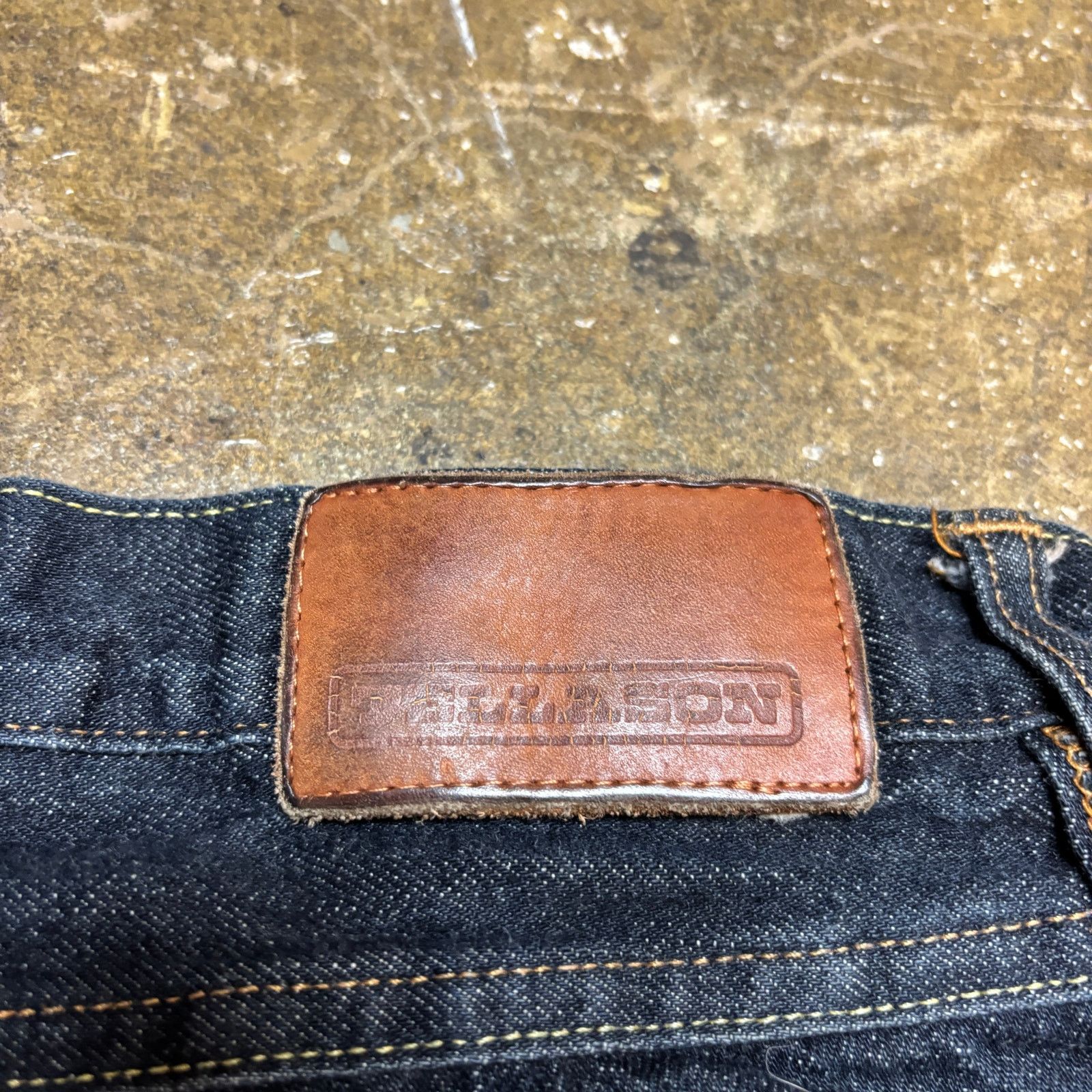 Tellason Tellason Elgin Mid Rise Slim Tapered Selvedge Jeans 31x25 Size US 31 - 3 Thumbnail