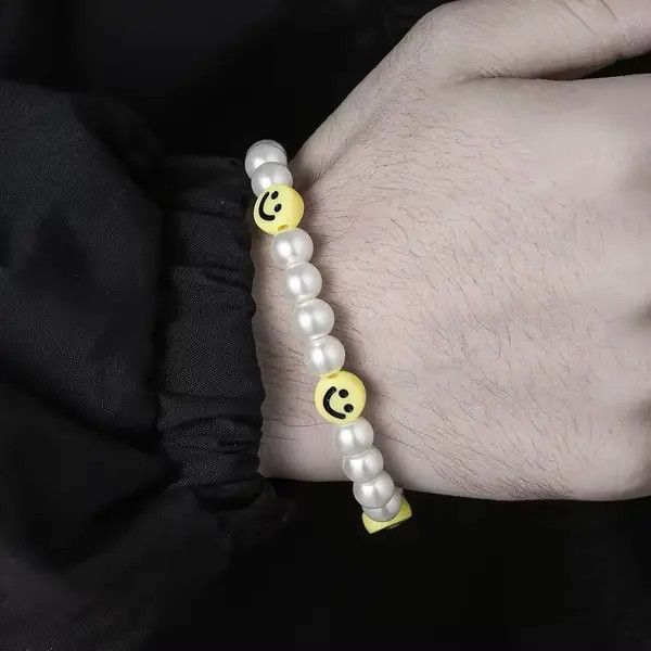 Jewelry Smiling Face Bead Bracelets Size ONE SIZE - 4 Thumbnail