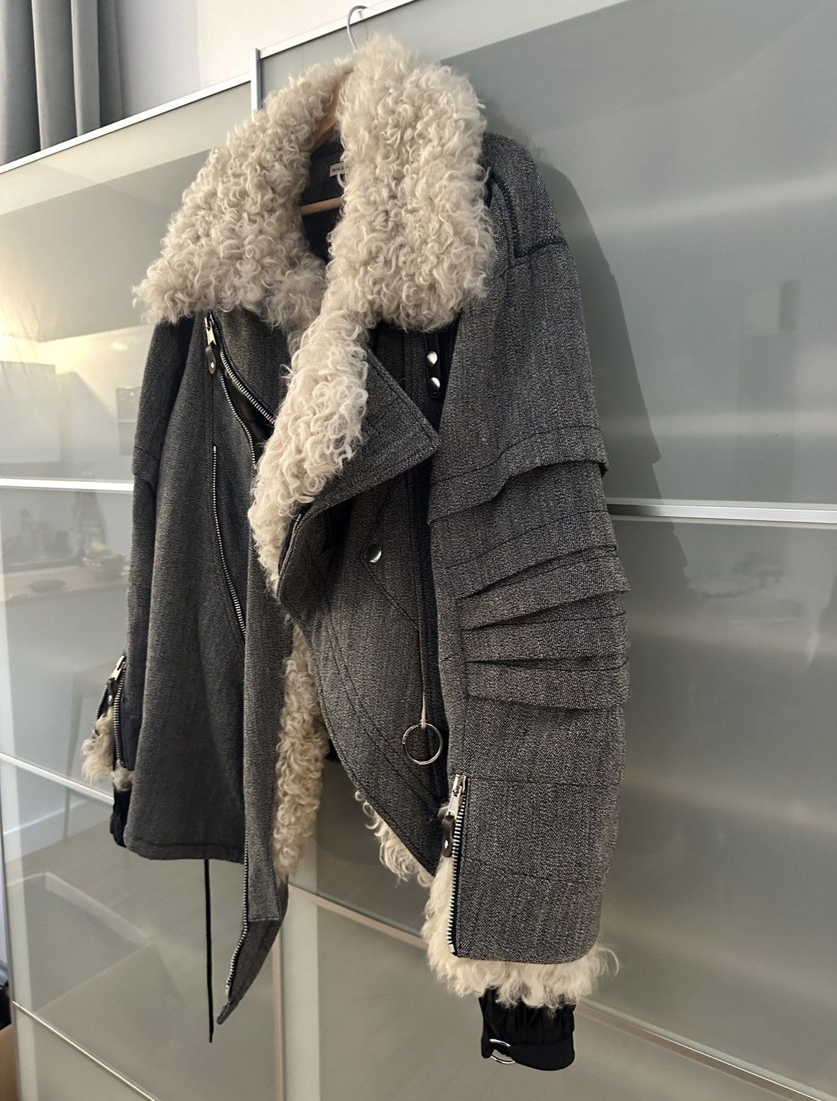 Balenciaga Balenciaga turned *the* A/W 2004 aviator shearling jacket Size L / US 10 / IT 46 - 5 Thumbnail