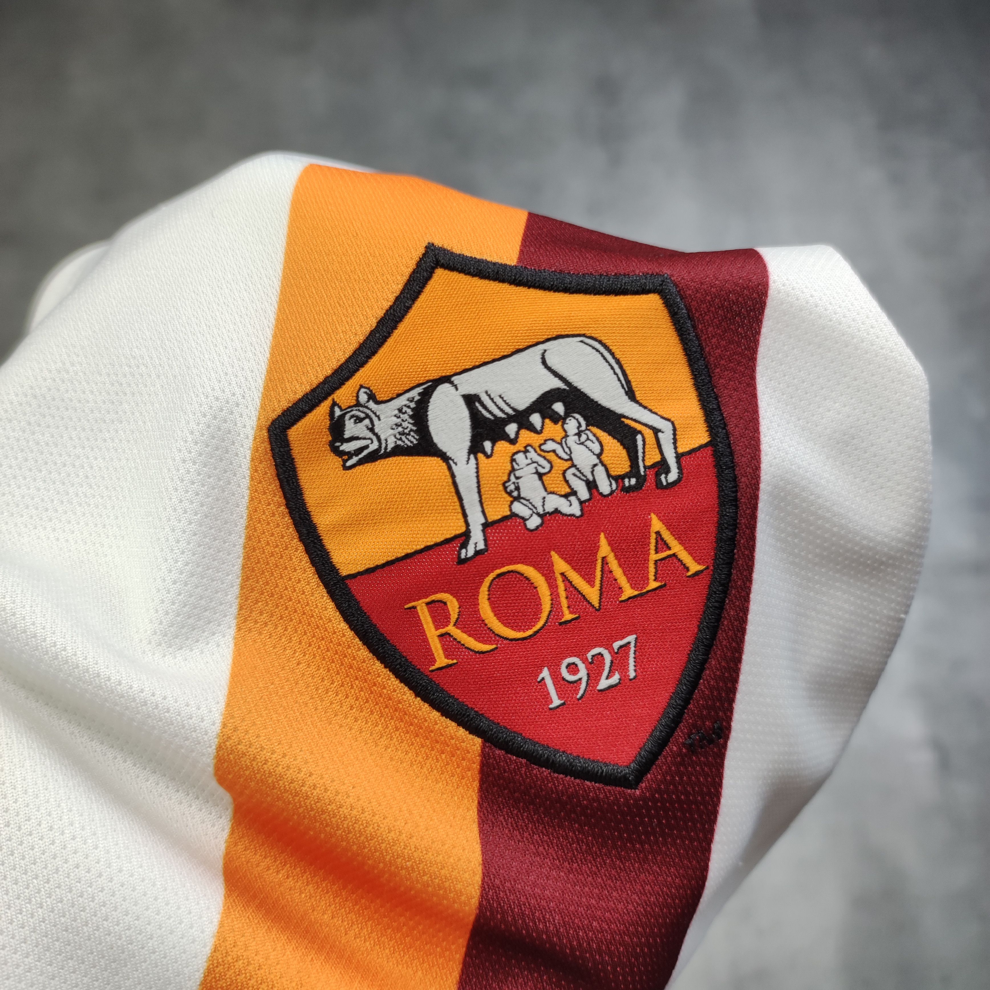 Vintage RARE Football Soccer Roma FC 2015 Away Nike Jersey Size US S / EU 44-46 / 1 - 6 Thumbnail