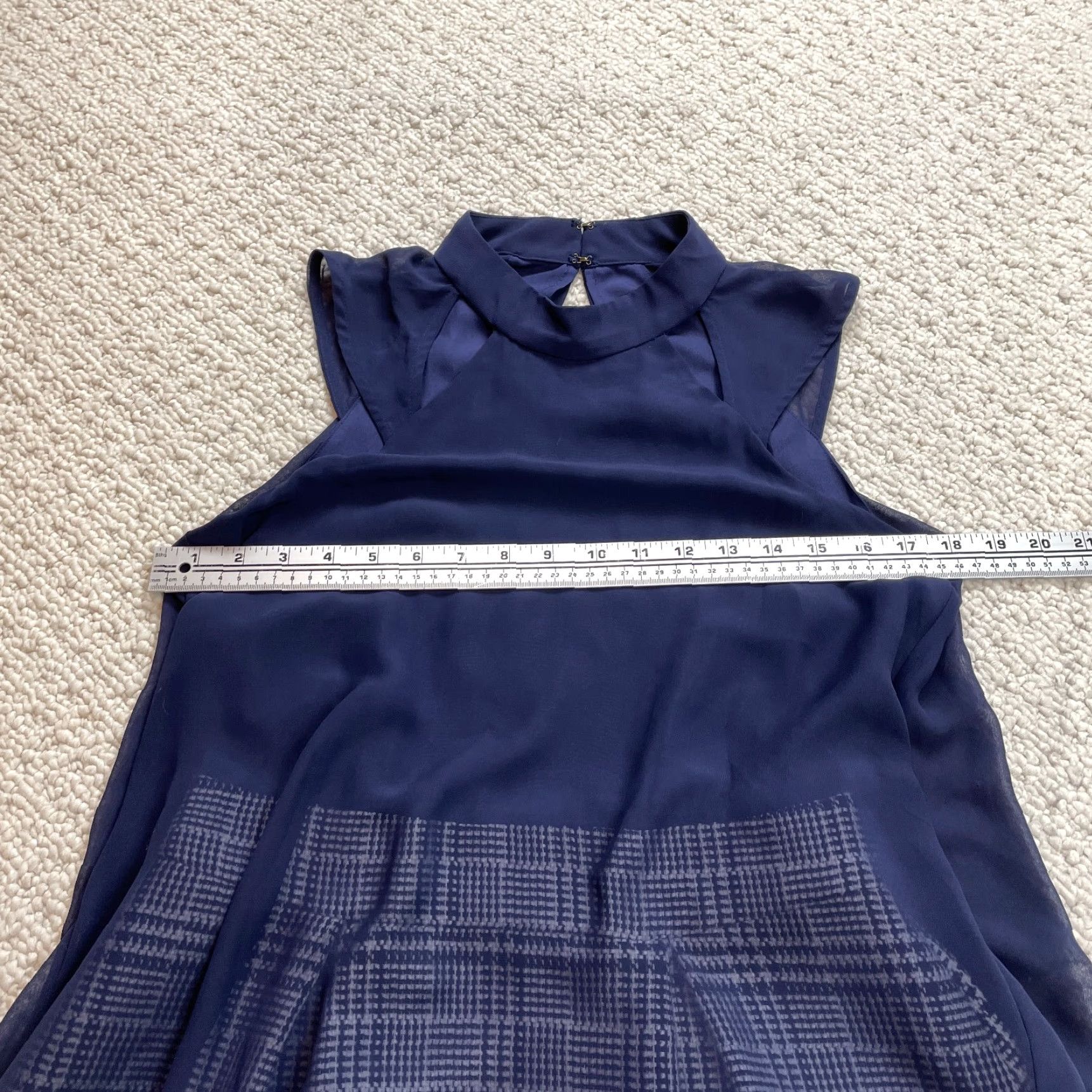 BCBGeneration VINTAGE BCBGeneration Blouse and Skirt Combo Dress Womens 6 Sleeveless Navy Blue + White Size M / US 6-8 / IT 42-44 - 4 Thumbnail