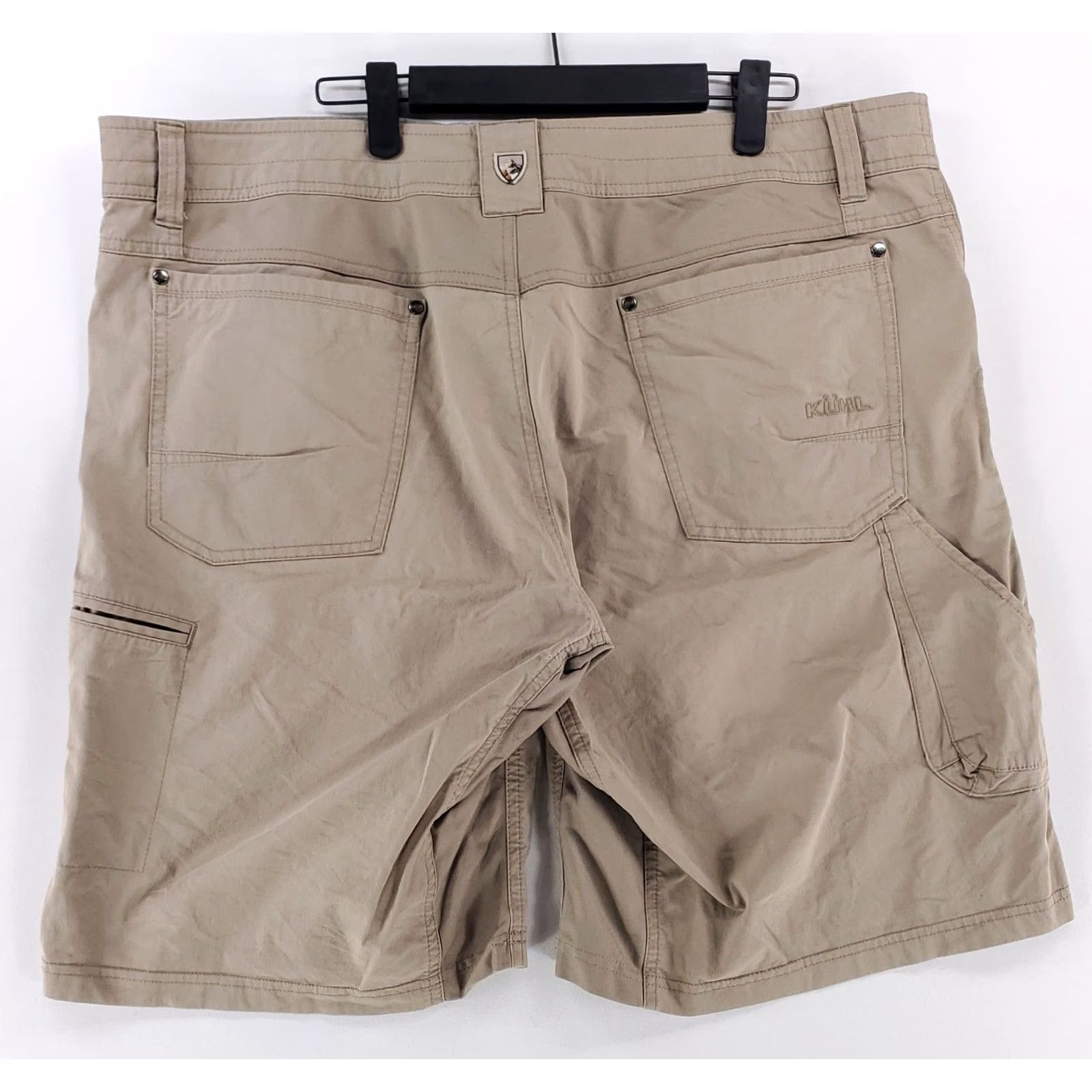 Vintage Kuhl Radikl Shorts Tan Mens 41 Casual Cargo Beige 41 x 10 Actual Mens Regular Size-40 41 x 10 Actual Size US 41 - 2 Thumbnail