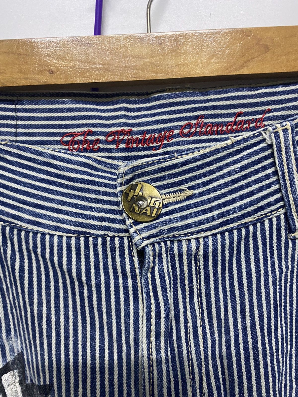 Japanese Brand Japanese Distressed Stripes Printed Original Jeans Pants Size US 36 / EU 52 - 13 Thumbnail