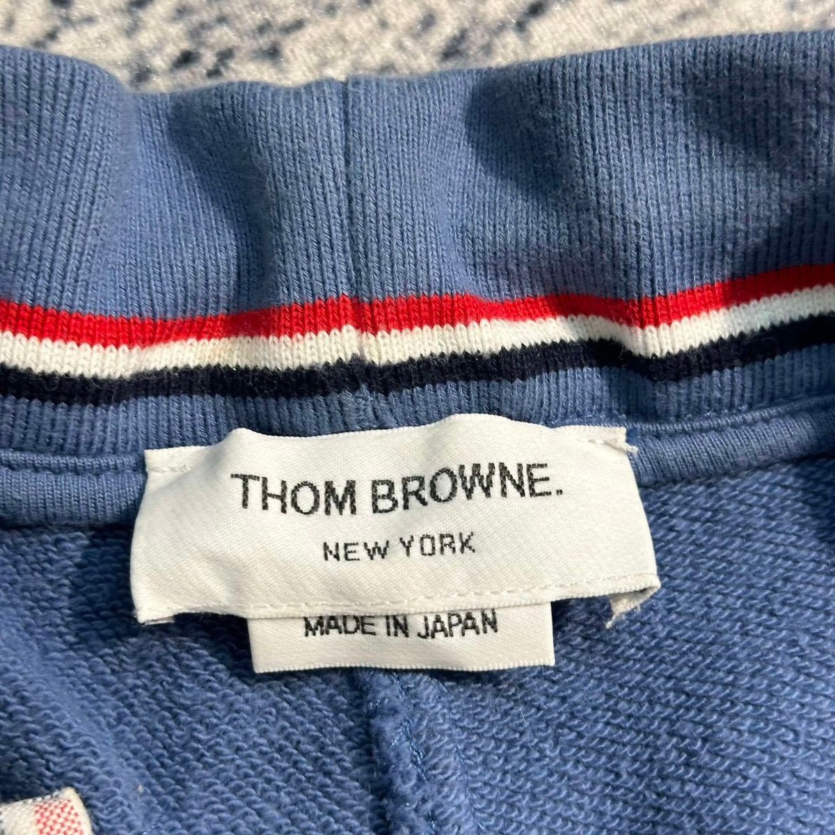 Thom Browne THOM BROWNE 4BAR SHORT PANTS Size US 37 - 3 Thumbnail