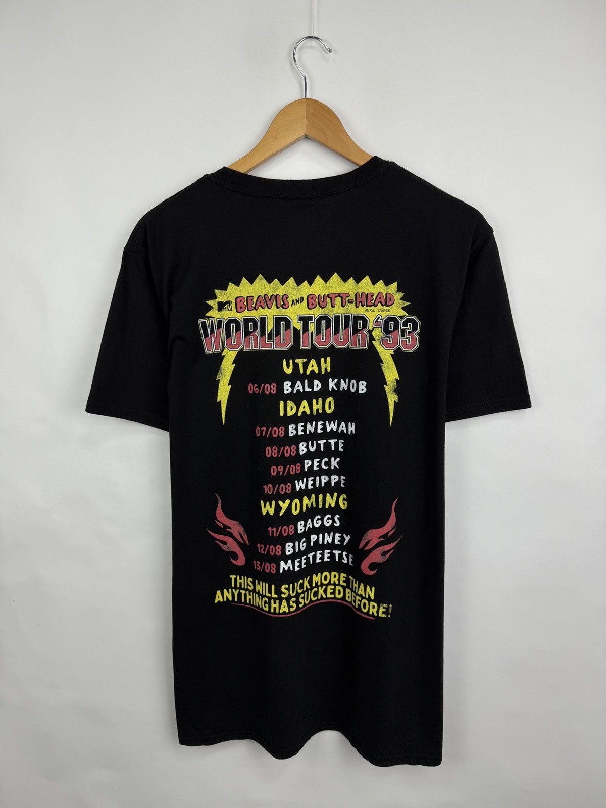 Band Tees 🤟🇺🇸 Vintage Beavis and Butthead MTV Mike Judge World Tour 93 Size US L / EU 52-54 / 3 - 8 Thumbnail