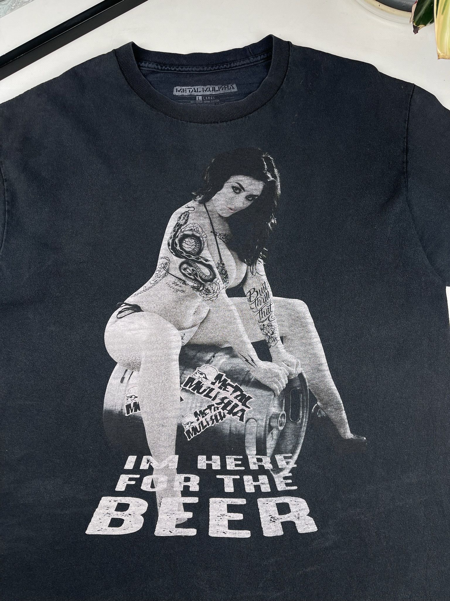 Metal Mulisha Vintage Metal Mulisha Sexy Girl Tshirt nude pornstar tattoo Size US L / EU 52-54 / 3 - 1 Thumbnail