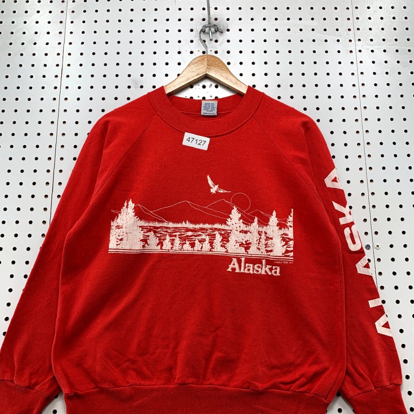 Vintage VINTAGE Alaska Nature Sweatshirt Mens Medium Red Polyester Fleece Crewneck Poly Tees USA Graphic Print Size US M / EU 48-50 / 2 - 4 Thumbnail