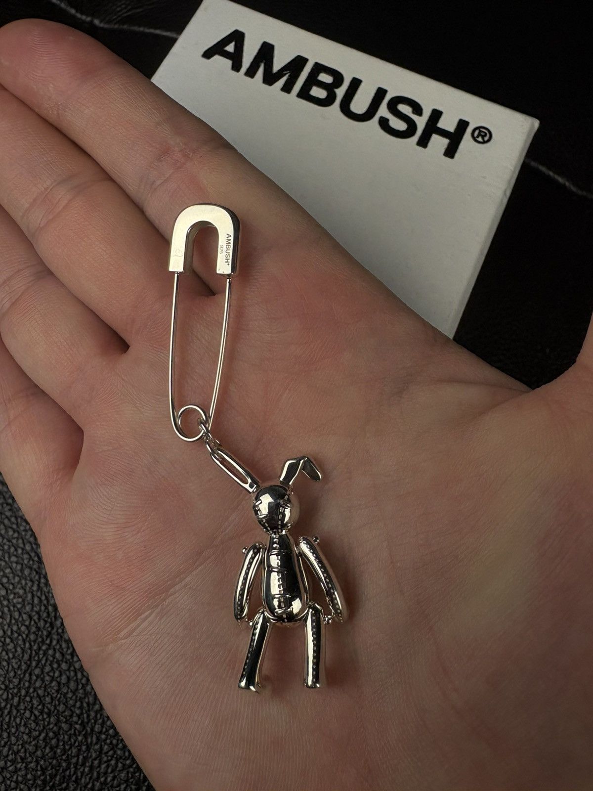 Ambush Design AMBUSH Exclusive Silver Single Bunny Charm Earring pendant Size ONE SIZE - 10 Thumbnail