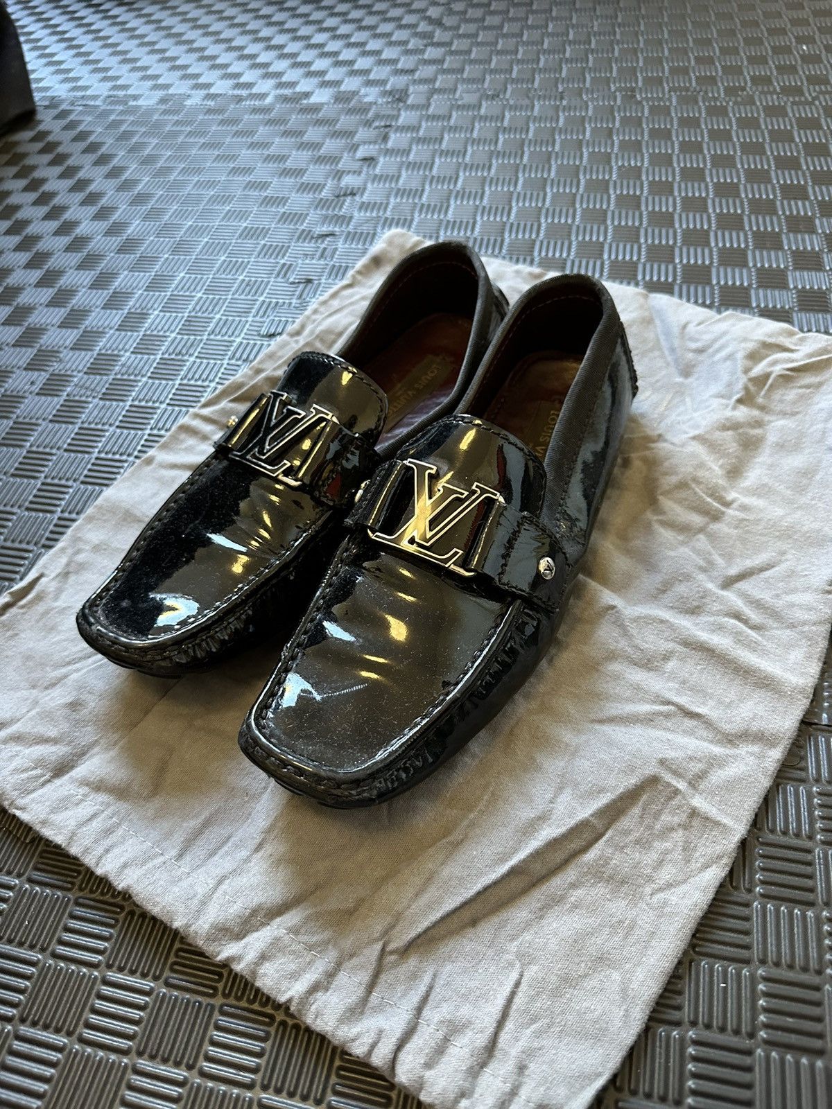 Louis Vuitton Black patent leather, Louis Vuitton drivers Size US 9 / EU 42 - 15 Thumbnail