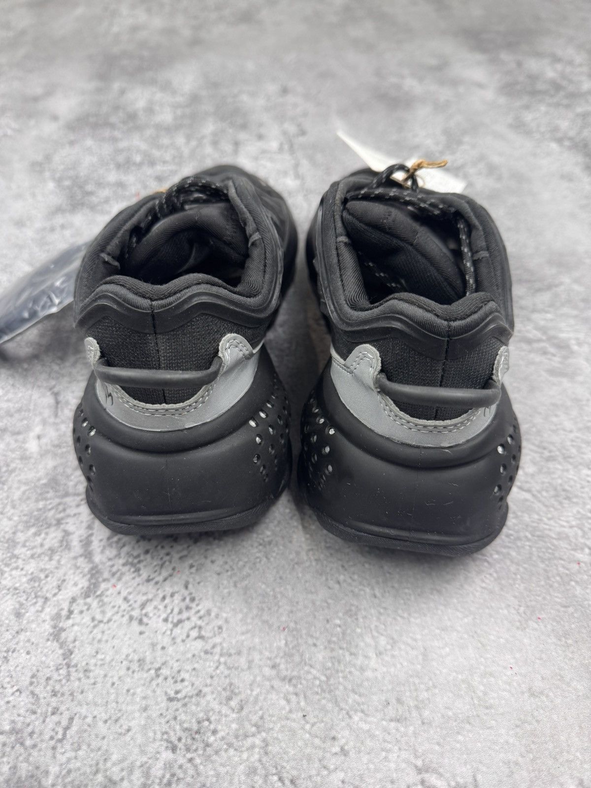 Adidas Adidas Ozrah GM Originals NWT Black Sneakers Size 37,5 Size US 7.5 / IT 37.5 - 6 Thumbnail