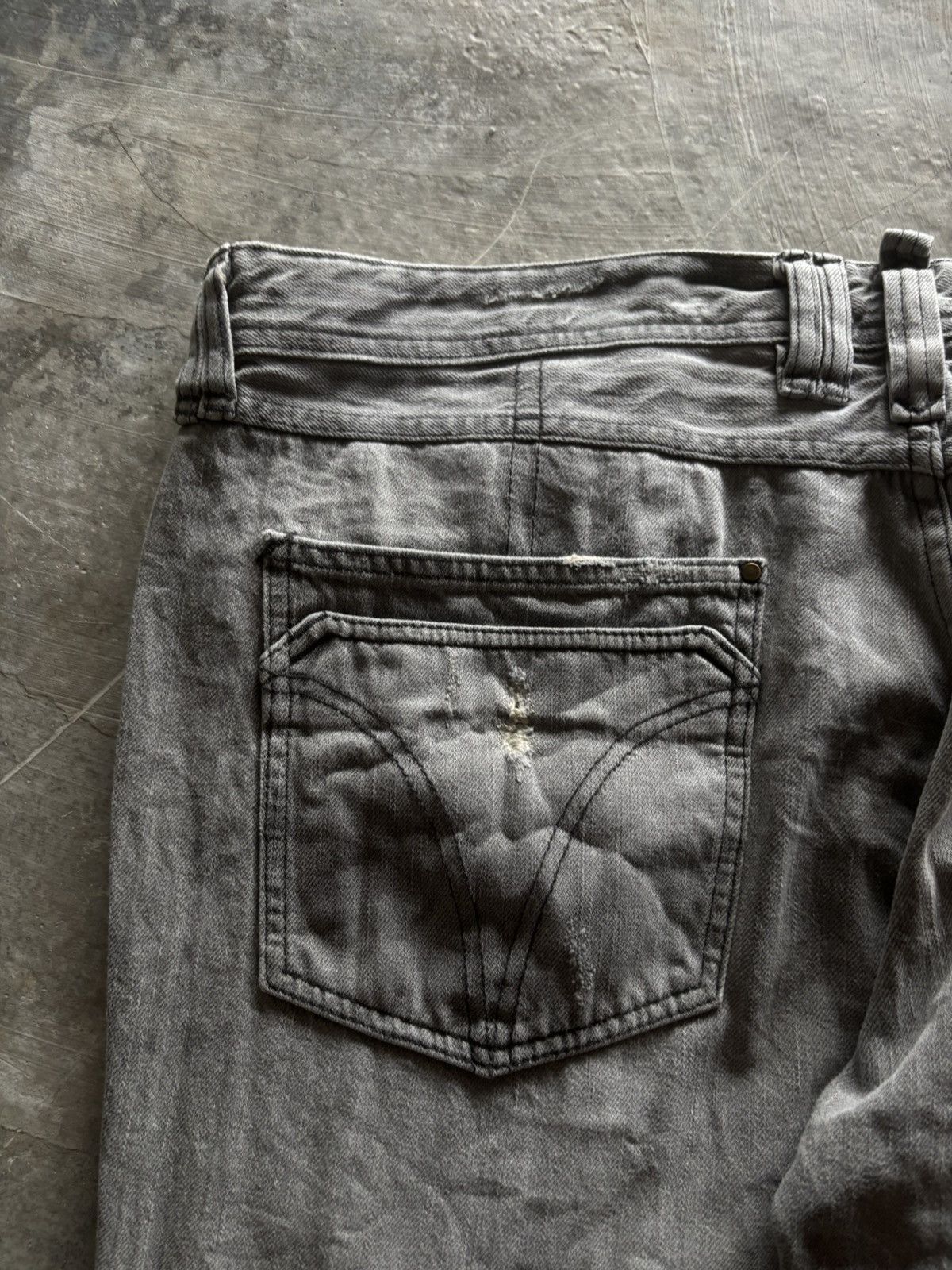 Dolce & Gabbana DOLCE & GABBANA distressed designer jeans Size US 42 / EU 58 - 13 Thumbnail