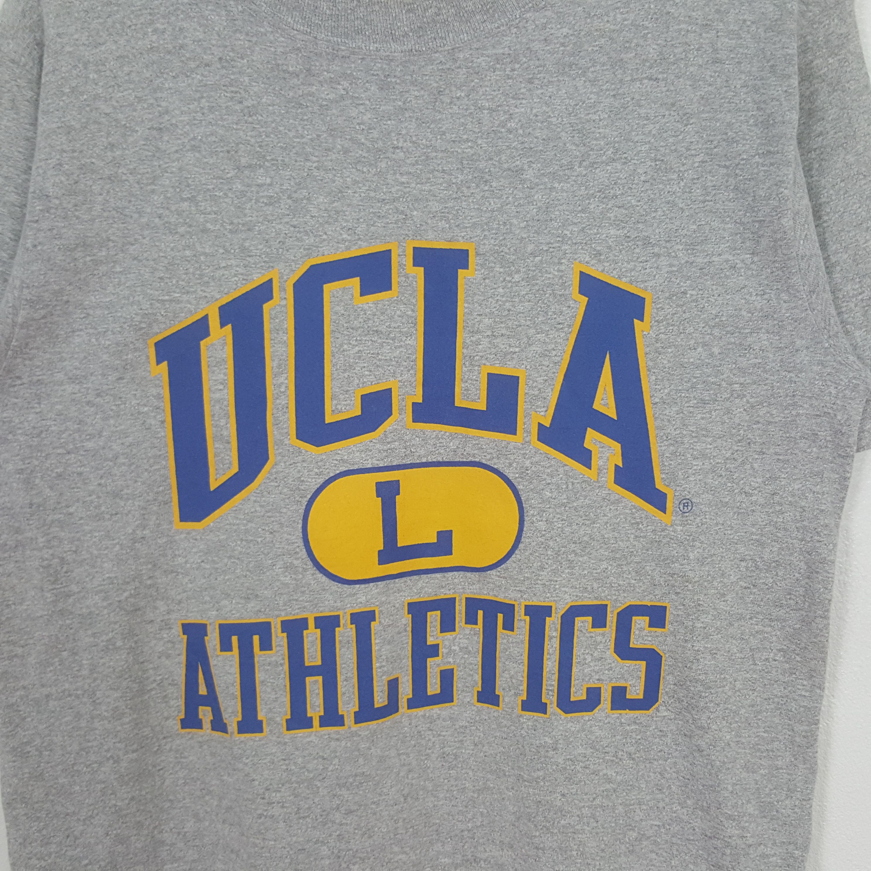 Vintage Vintage UCLA Athletics American Promo Tshirt C319N75 Size US M / EU 48-50 / 2 - 2 Thumbnail