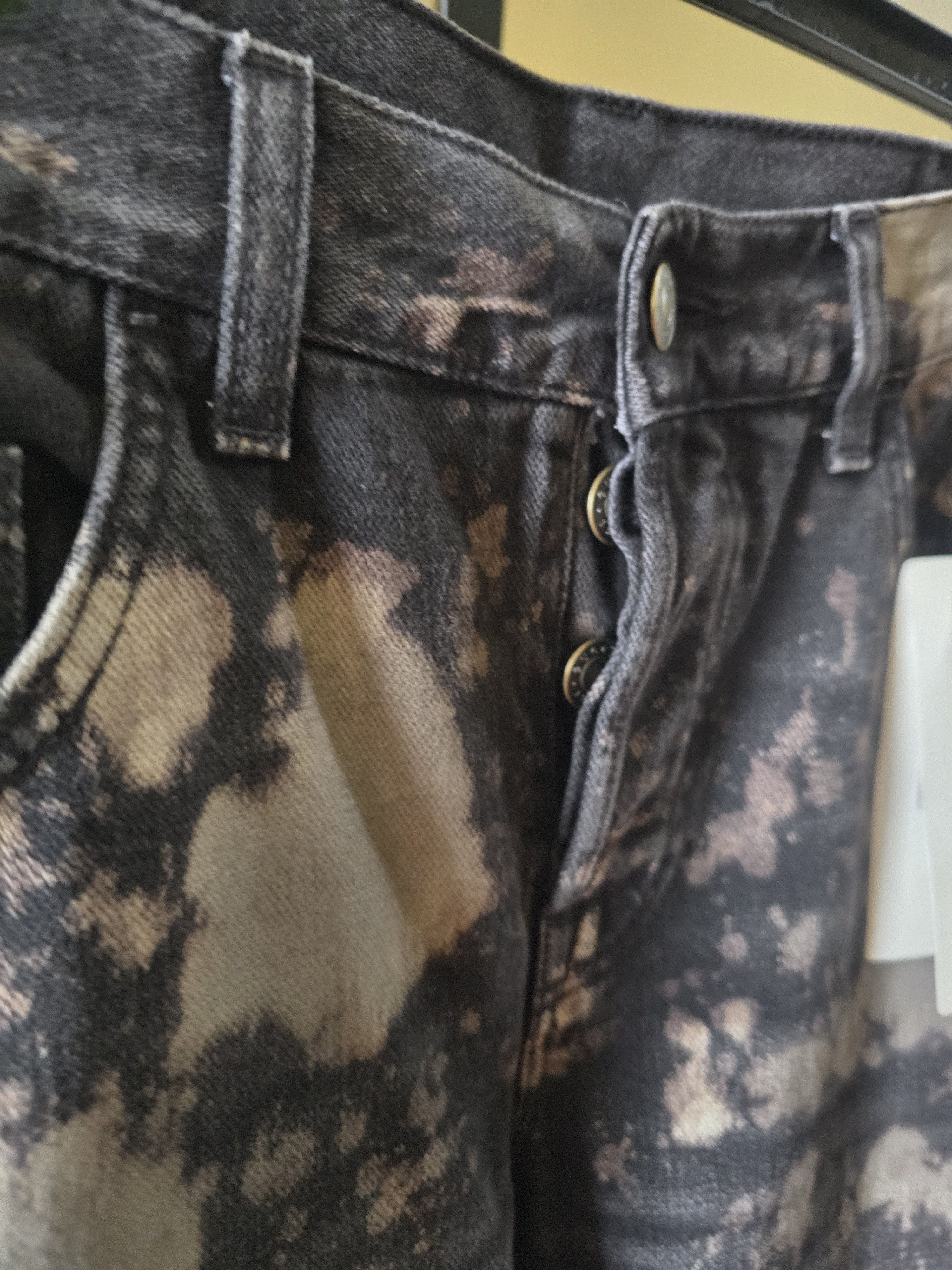 Gucci Gucci Bleached Black Denim Jeans/Beige Splatter Size 33 NWT Size US 33 - 8 Thumbnail