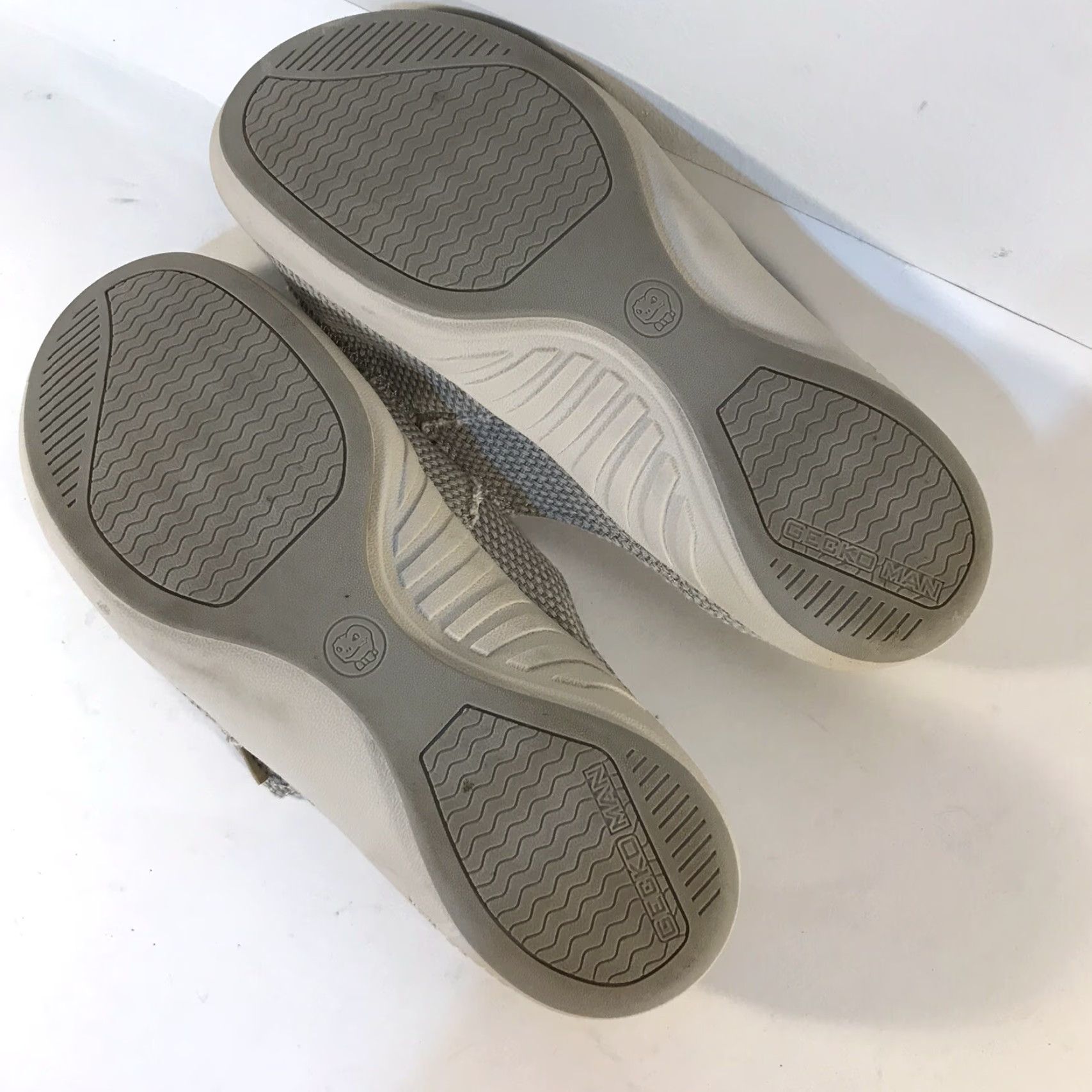 Vintage Geckoman Powered By Walk Hero Mens Gray Slip On Casual Slides Size 9 Cushioned Lightweight Size US 9 / EU 42 - 5 Thumbnail