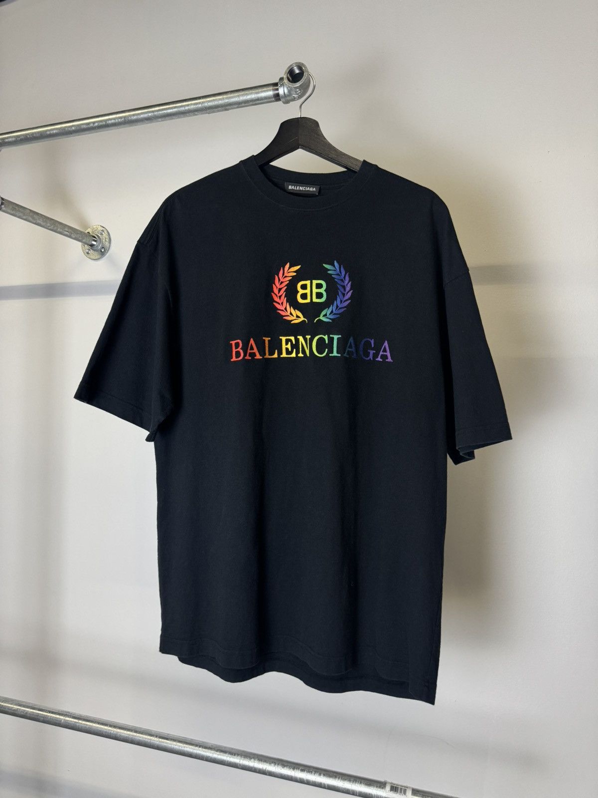 Balenciaga Balenciaga rainbow embroidered tee Size US S / EU 44-46 / 1 - 2 Thumbnail