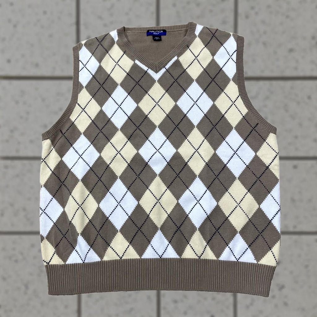 Nautica VINTAGE Nautica Men L Golf Sweater Vest Tan Brown White Argyle Diamond 90s Size US L / EU 52-54 / 3 - 1 Thumbnail