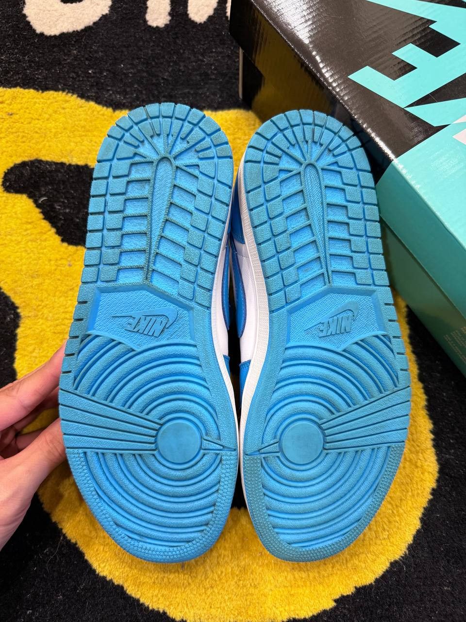 Nike Jordan 1 Low SB UNC (2019) CJ7891-401 Size US 8.5 / EU 41-42 - 6 Thumbnail