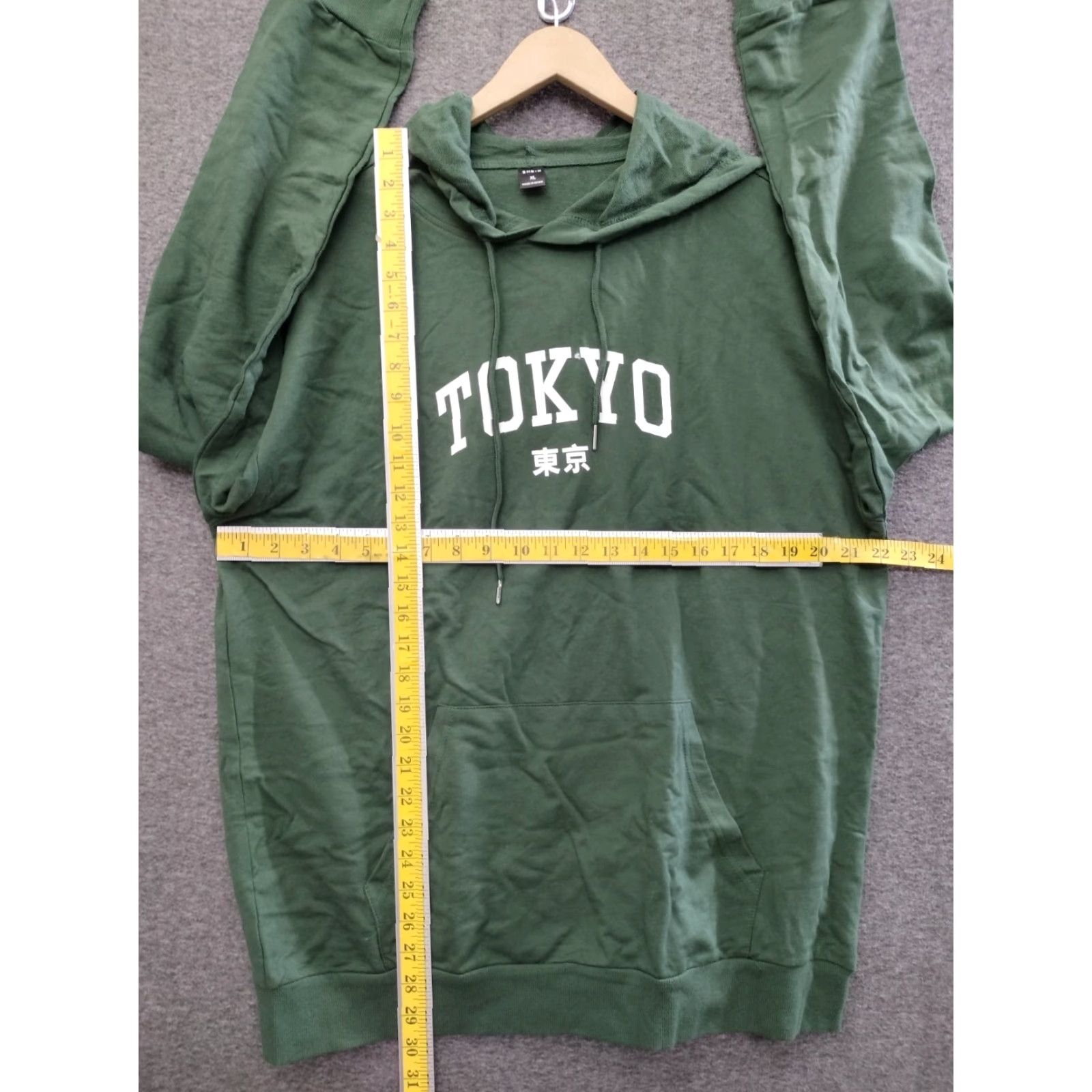 Shein Shein Adult Unisex Tokyo Print Hoodie Sweatshirt XL Green Pullover Hooded Sweatshirt/Beach Theme Mens Womens Size US XL / EU 56 / 4 - 5 Thumbnail