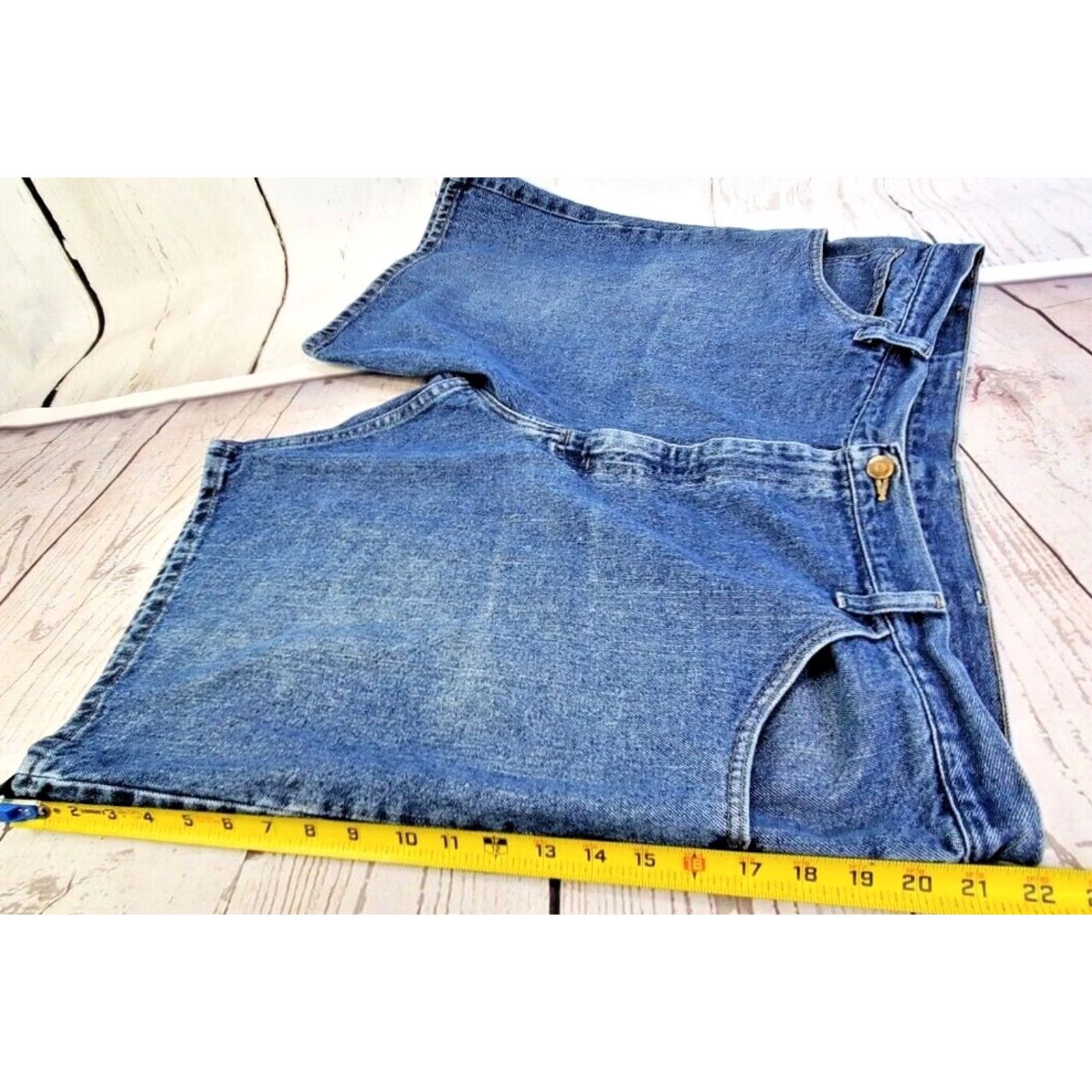Wrangler VINTAGE Wrangler Carpenter Shorts Men 42 Denim Medium Wash Blue Utility 5-Pocket Relaxed Fit Button Zipper Overall Workwear Casual Mens Size US 42 / EU 58 - 4 Thumbnail
