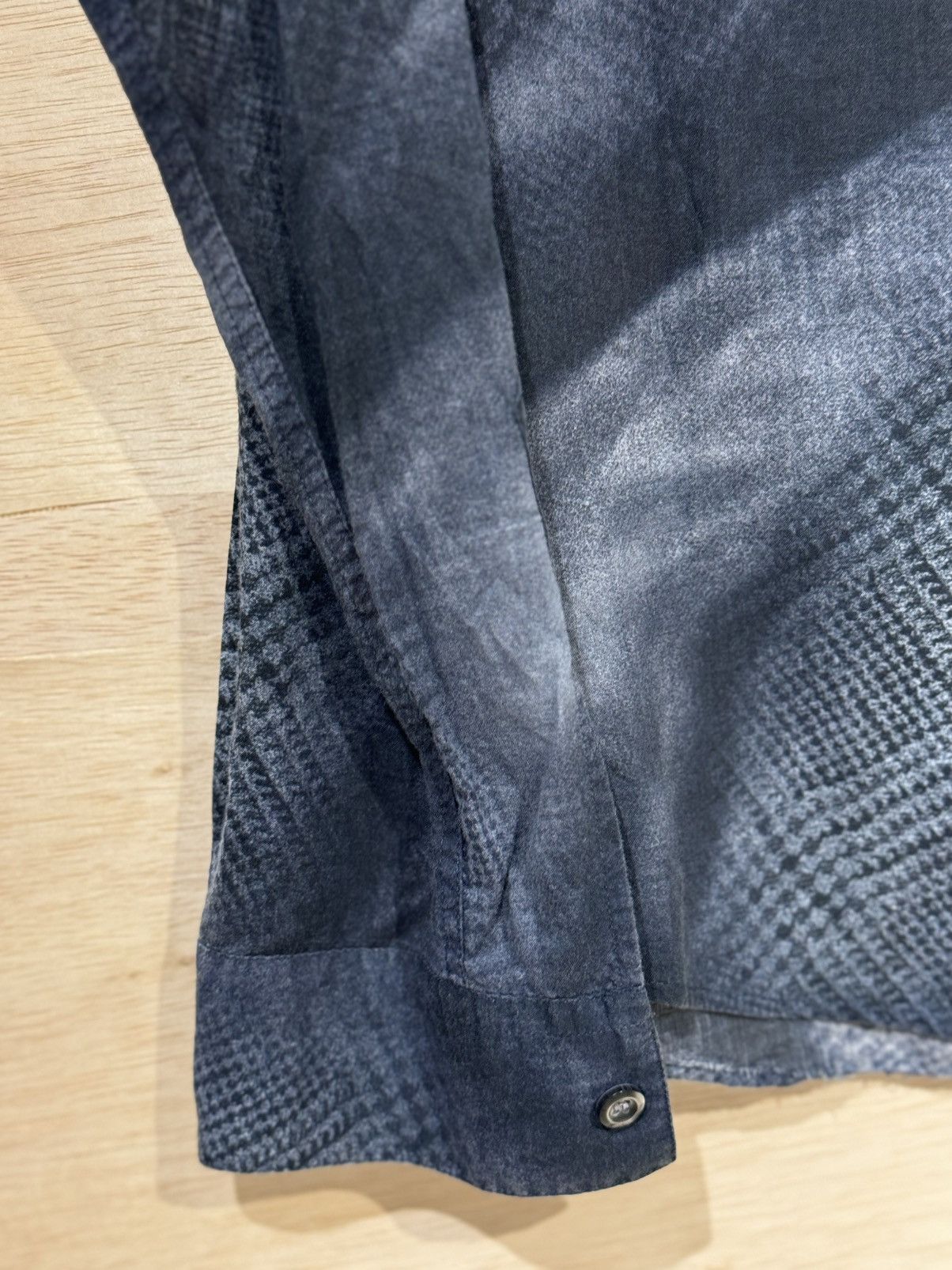 Emporio Armani EMPORIO ARMANI Size US S / EU 44-46 / 1 - 5 Thumbnail