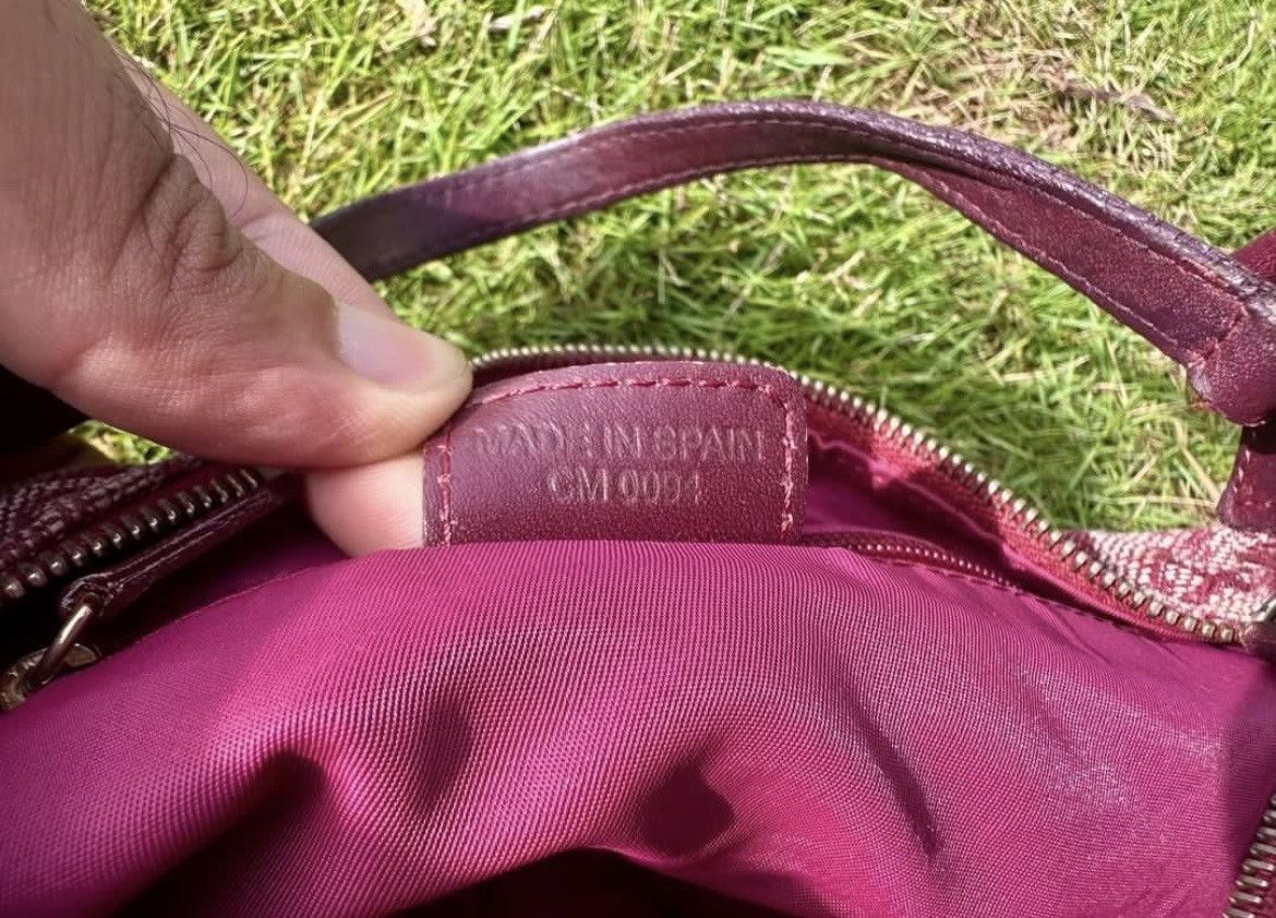 Dior Authentic Christian Dior Trotter Burgundy Monogram Pochette Size ONE SIZE - 7 Thumbnail
