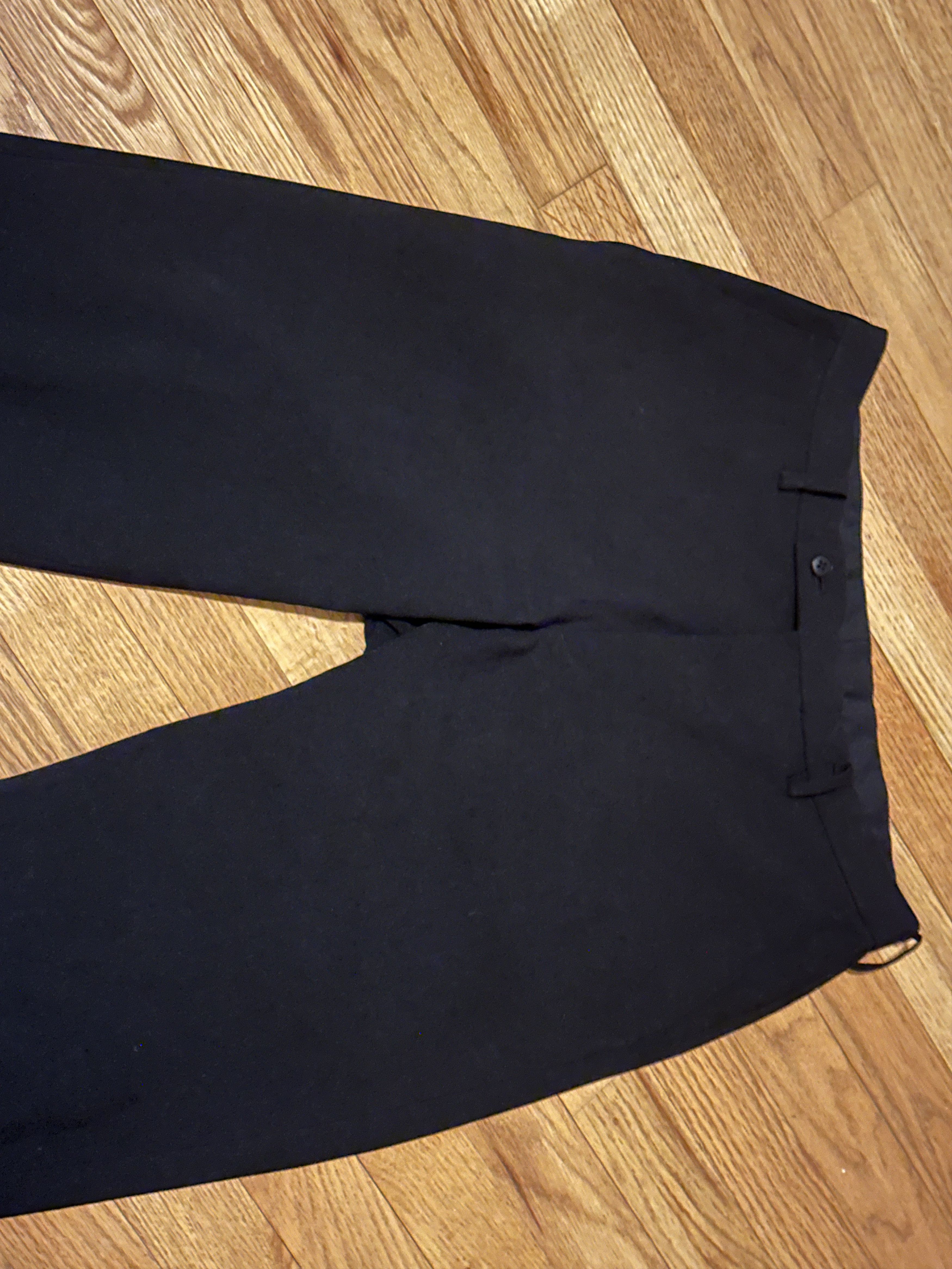 Uniqlo Uniqlo Black Pleated Miracle Air Pants (Purchased in Japan) Size US 32 / EU 48 - 4 Thumbnail