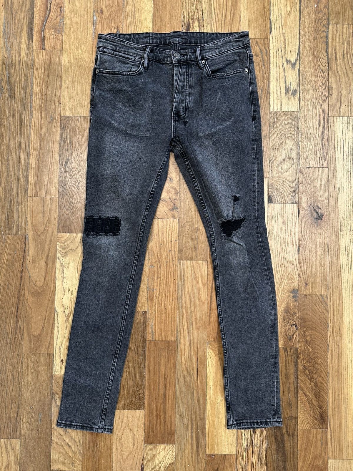 Ksubi Ksubi Knee Patch Distress Grey Denim Jeans Size 33 Size US 33 - 1 Thumbnail