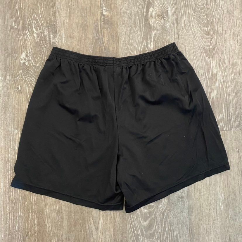Nike Nike Team Black Athletic Shorts Men Large Bin H-26 Size US 35 - 3 Thumbnail