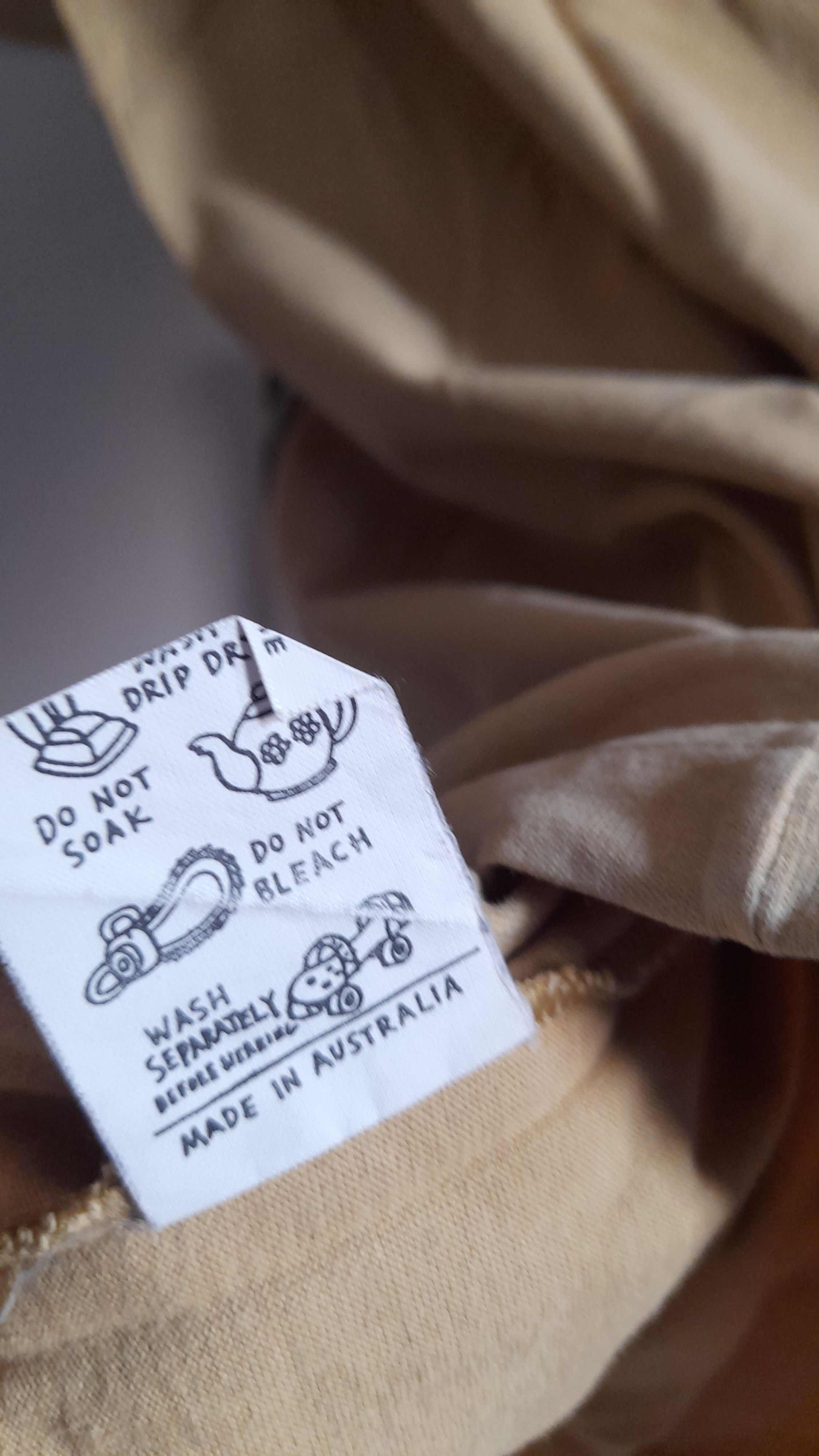 Mambo × Vintage Vintage Mambo Pre-History Size US L / EU 52-54 / 3 - 8 Thumbnail