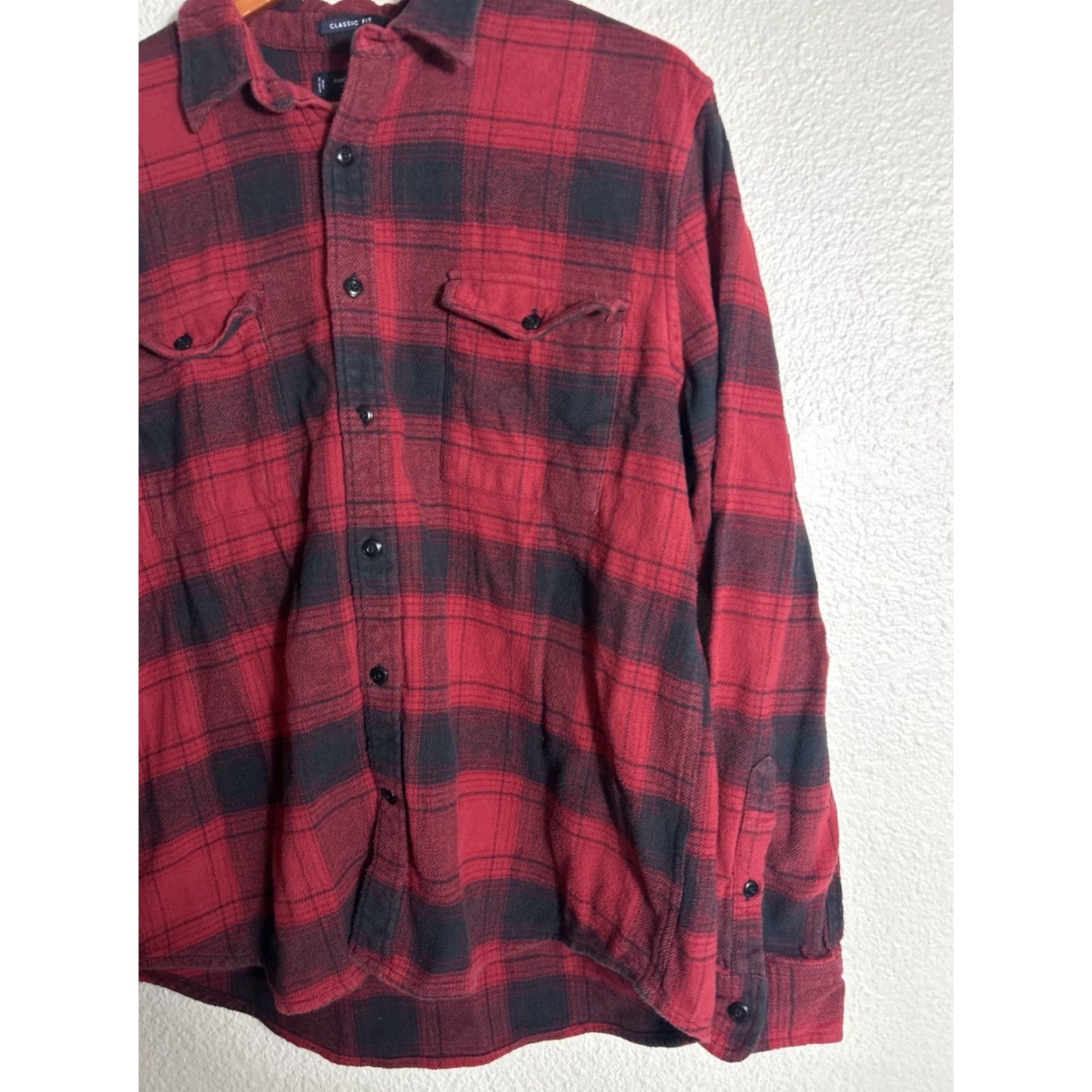 Lucky Brand Lucky Brand Mens XL Classic Fit Flannel Shirt Red Black Plaid Flaws Buttons Size US XL / EU 56 / 4 - 6 Thumbnail