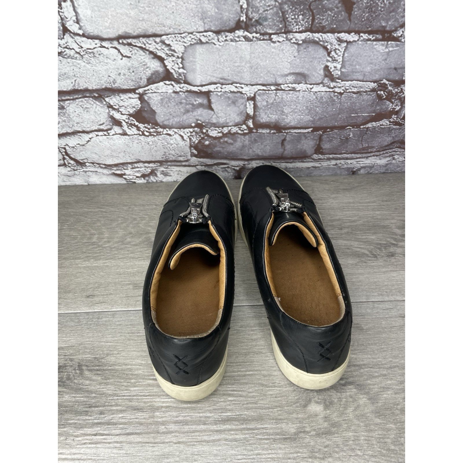 Frye Frye Lena Black Leather Front Zip Platform Shoes Loafers Wom Size US 8.5 / IT 38.5 - 6 Thumbnail