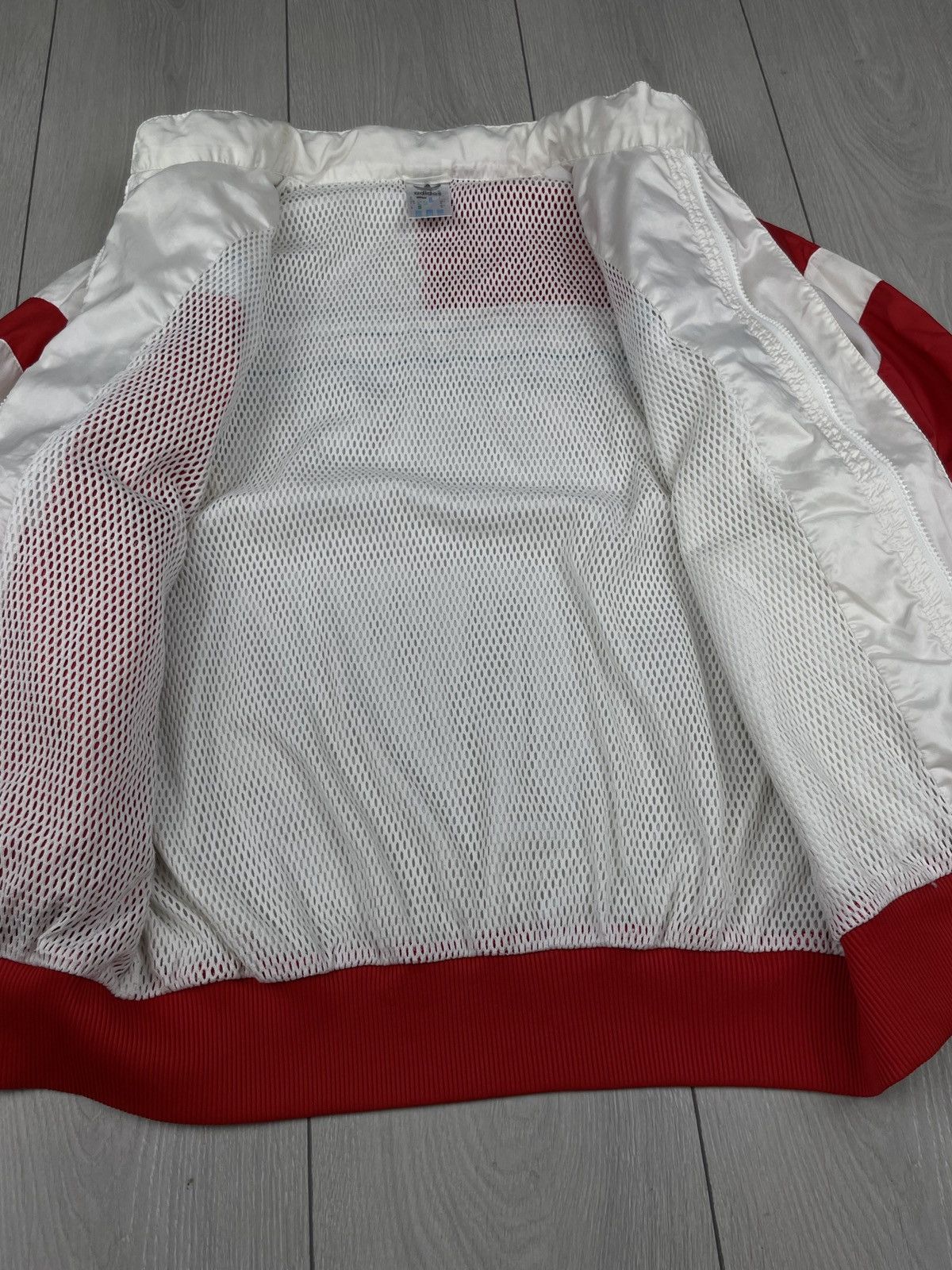 Adidas × Vintage Adidas Vintage Men’s Jacket size S White Size US S / EU 44-46 / 1 - 4 Thumbnail