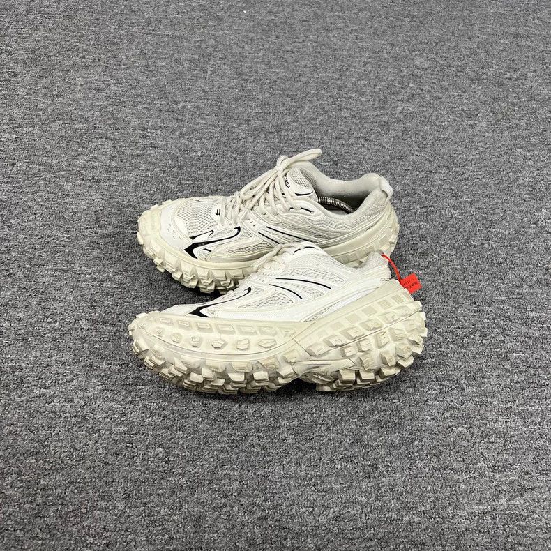 Balenciaga Balenciaga Tyre shoes 2502-Nextarrow Size US 8 / EU 41 - 3 Thumbnail