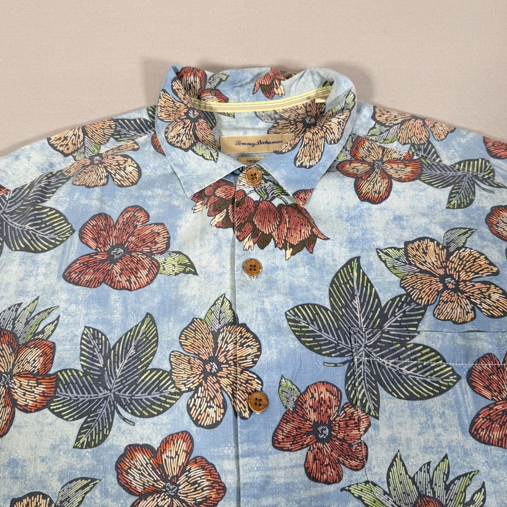 Tommy Bahama Tommy Bahama Shirt Mens XL Blue Floral Hawaiian Silk Button Up Beach Aloha Size US XL / EU 56 / 4 - 3 Thumbnail