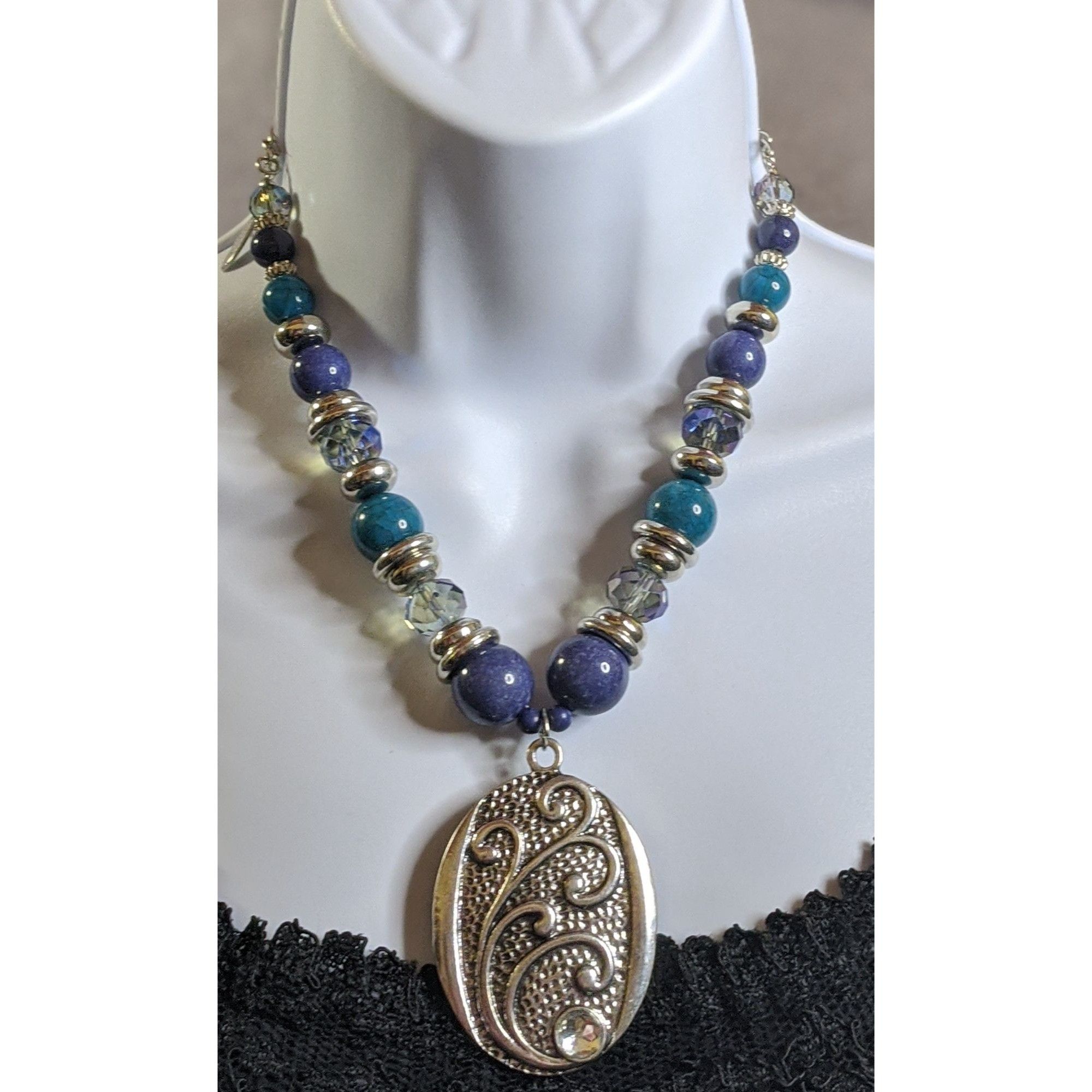 Other Julea Floral Beaded Necklace With Decorative Silver Tone Pen Size ONE SIZE - 1 Thumbnail
