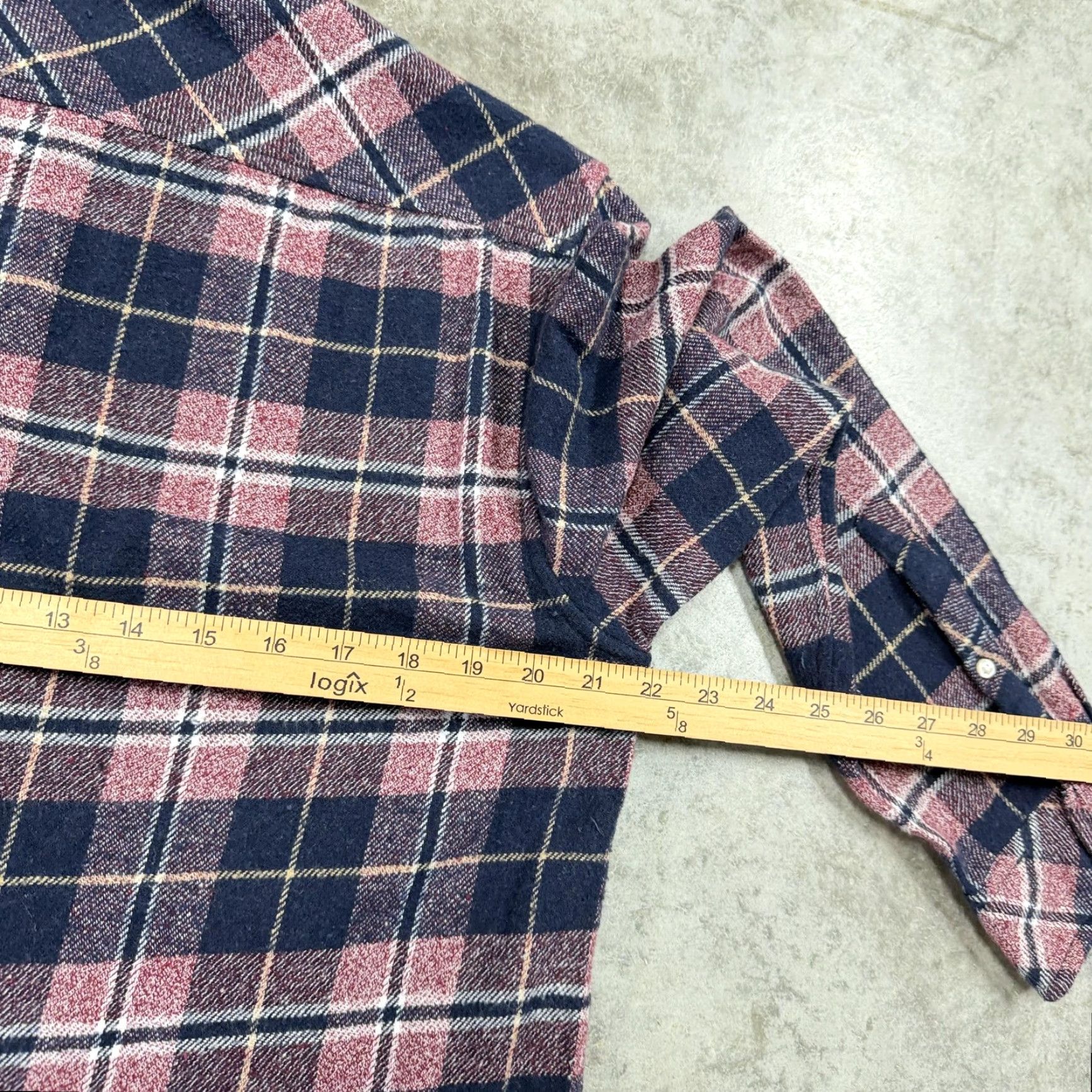 Chubbies Chubbies The Nutter Shirt Mens Medium Blue Plaid Flannel Button Long Sleeve Shirt Size US M / EU 48-50 / 2 - 4 Thumbnail