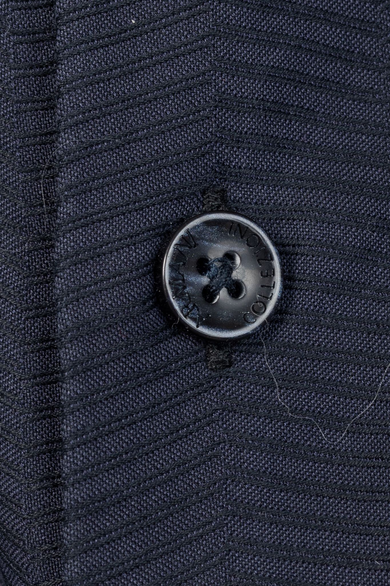 Armani Collezioni Armani Collezioni Herringbone-Texture Cotton Buttoned Shirt Size US XXL / EU 58 / 5 - 9 Thumbnail
