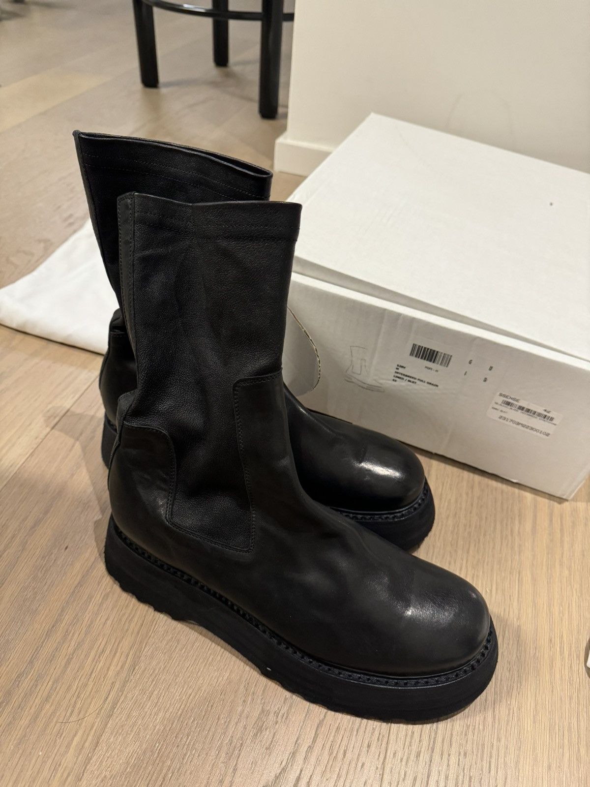 image of Guidi 528V Interbreed Full Grain Boots 42 (1 Week) in Black, Men's (Size 9)