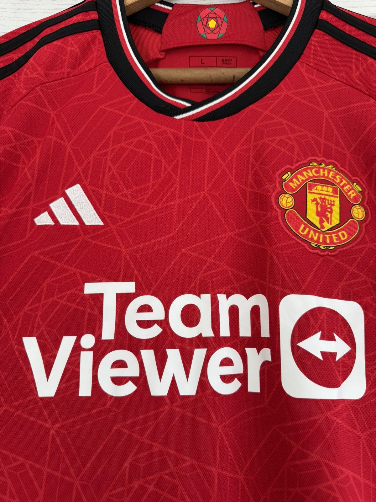 Adidas Manchester United 2023-2024 Home Soccer Jersey Football Kit Size US L / EU 52-54 / 3 - 5 Thumbnail