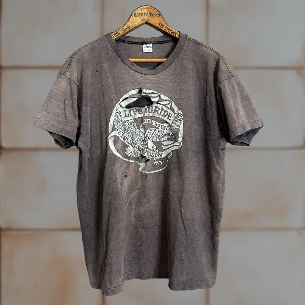 Harley Davidson VINTAGE Harley-Davidson Live To Ride Distressed Champion Blue Bar XL Shirt Mens 70s 80s Biker Motorcycle Size US XL / EU 56 / 4 - 1 Thumbnail