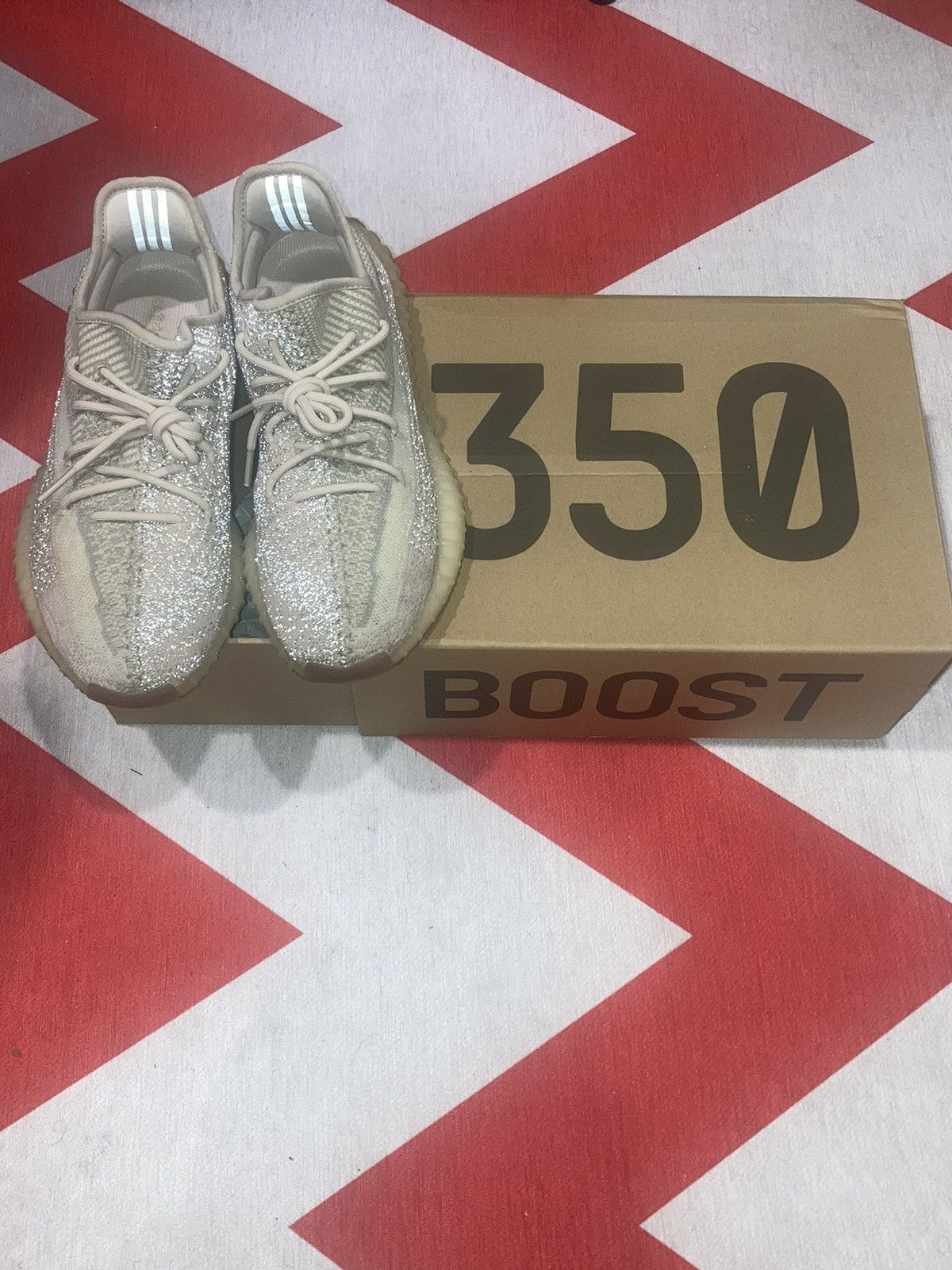 Adidas × Yeezy Yeezy Boost 350 V2 Citrin Reflective Size US 10 / EU 43 - 1 Thumbnail