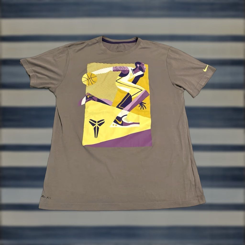 Nike Nike Kobe Bryant Black Mamba Graphic Tee Shirt Dri-Fit L Shirt Mens Short Sleeve Multicolor Large Size US L / EU 52-54 / 3 - 1 Thumbnail