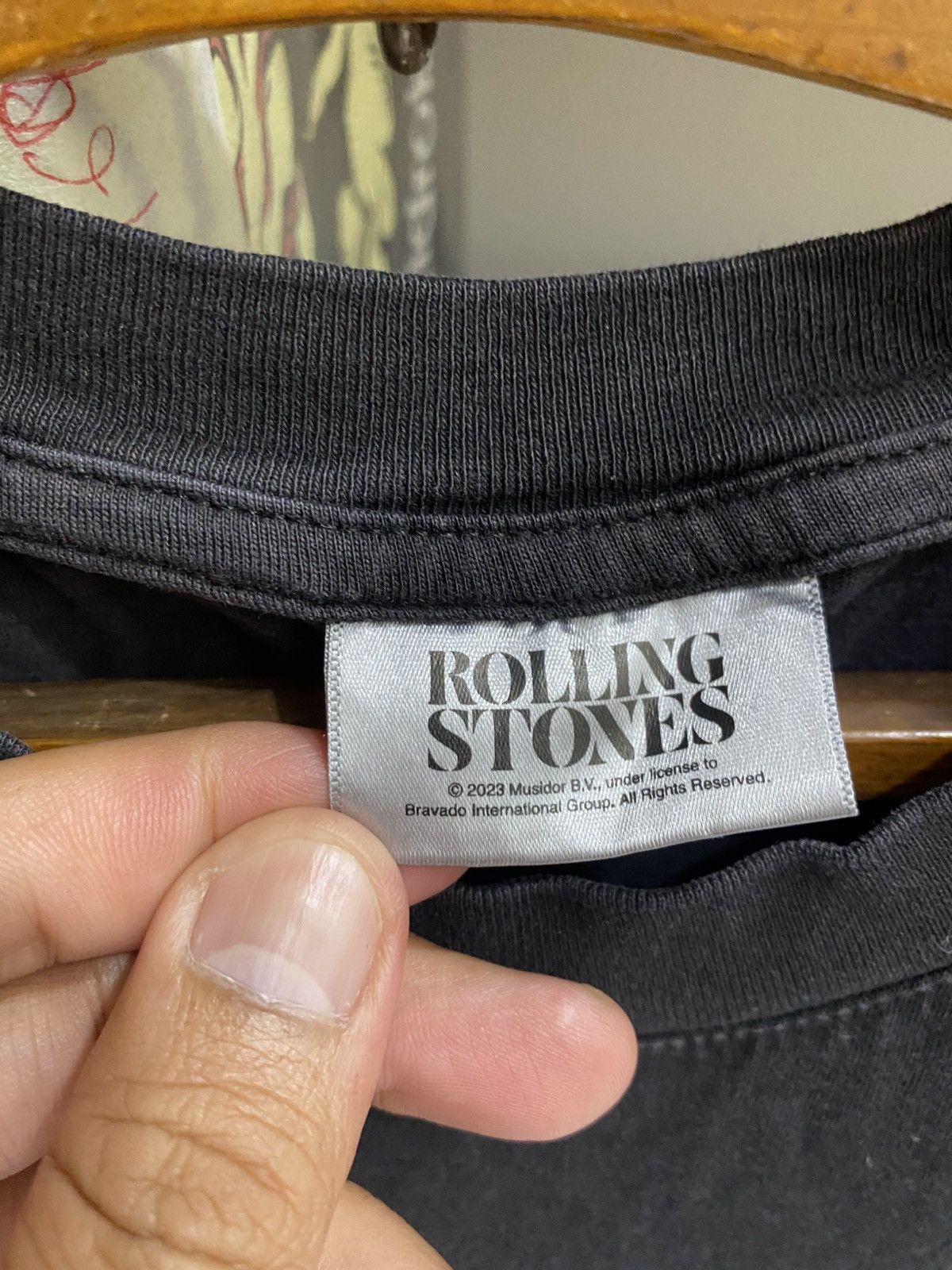 Band Tees ROLLING STONES TSHIRT Size US L / EU 52-54 / 3 - 6 Thumbnail