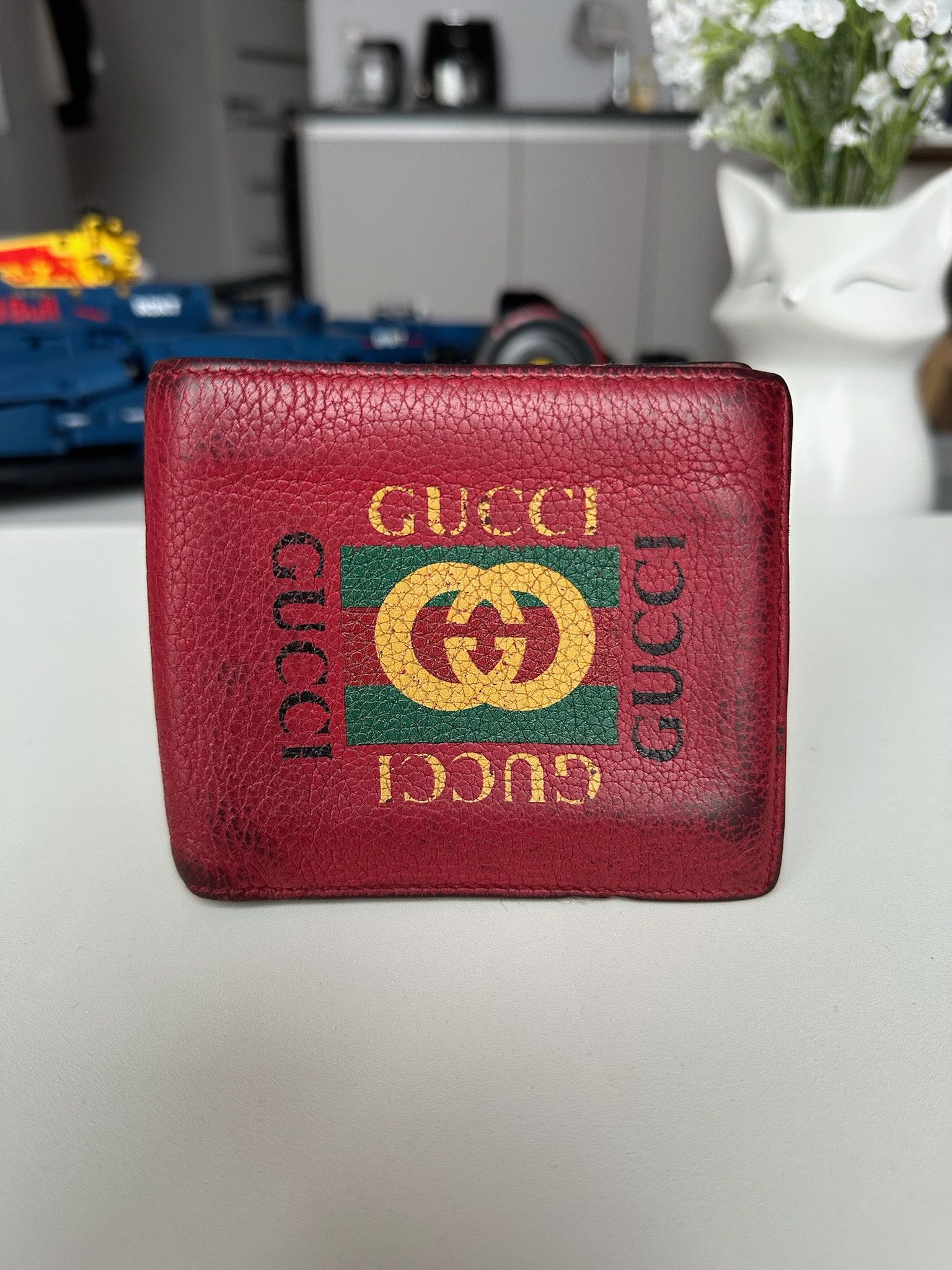 Gucci Authentic Gucci Wallet Distressed Logo Red Leather Size ONE SIZE - 1 Thumbnail