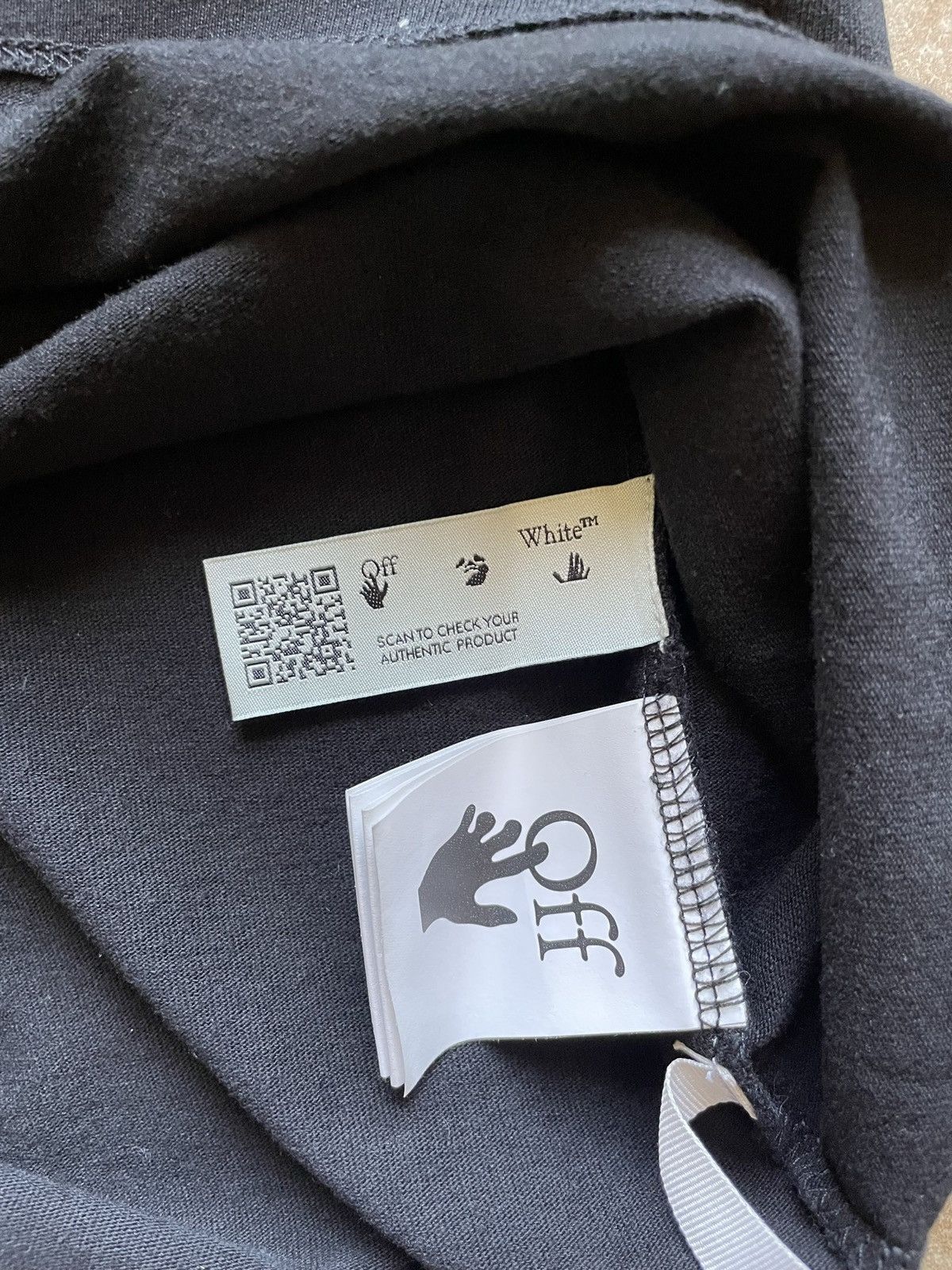 Off-White OFF WHITE MASKED FACE Size US M / EU 48-50 / 2 - 3 Thumbnail