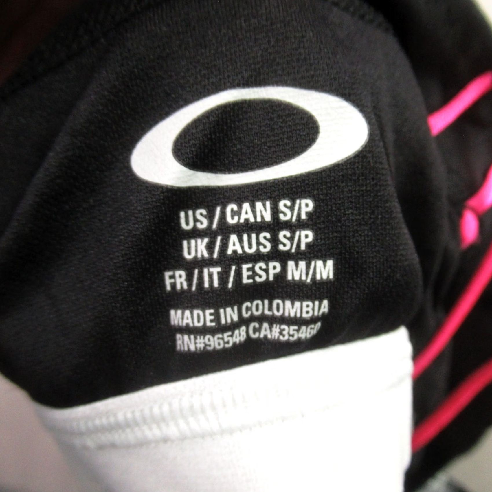 Oakley Oakley Shirt Womens Small Sleeveless Pullover Black Lightweight Top Tank Knit Casual Logo Bagde Womens Small Oakley Shirt Size S / US 4 / IT 40 - 4 Thumbnail