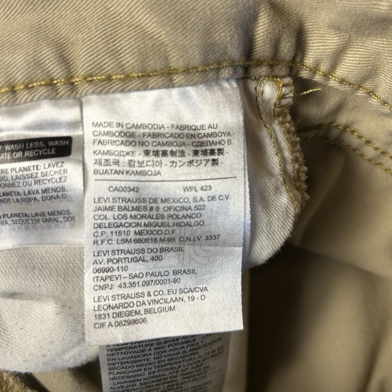 Levi's Levi's 508 Tapered Khaki 100% Cotton Pants Men's Size 29x32 Size US 29 - 10 Thumbnail