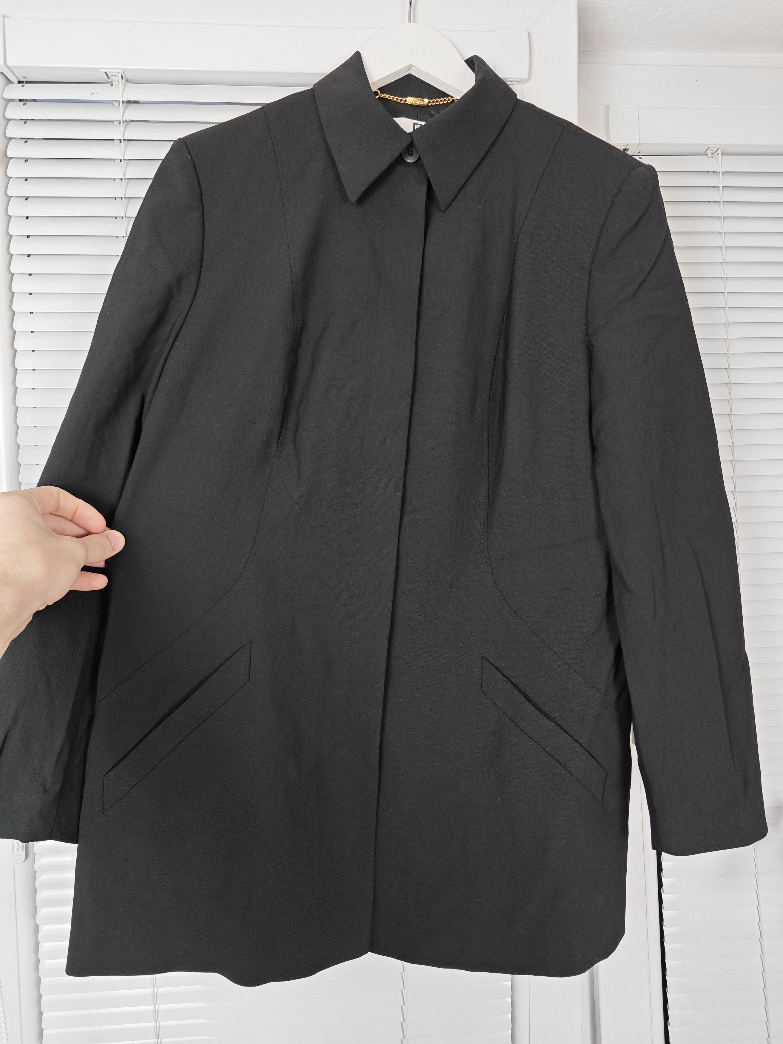 Givenchy Givenchy Vintage Luxury Blazer Size M / US 6-8 / IT 42-44 - 4 Thumbnail