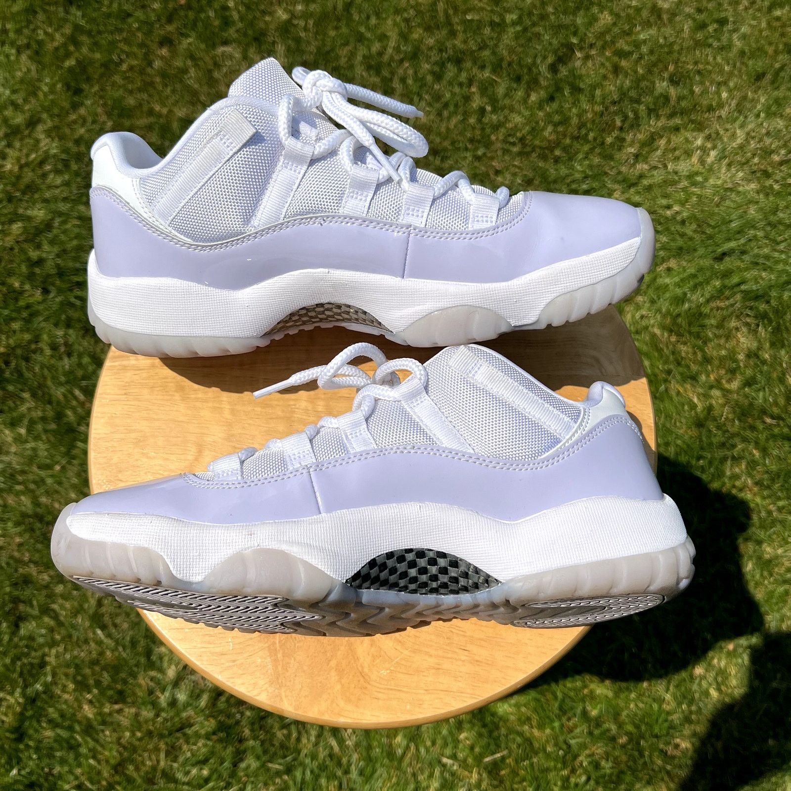 Jordan Brand × Nike Nike Air Jordan 11 Retro Low Pure Violet Women's Size 10.5 Size US 10.5 / IT 40.5 - 2 Thumbnail