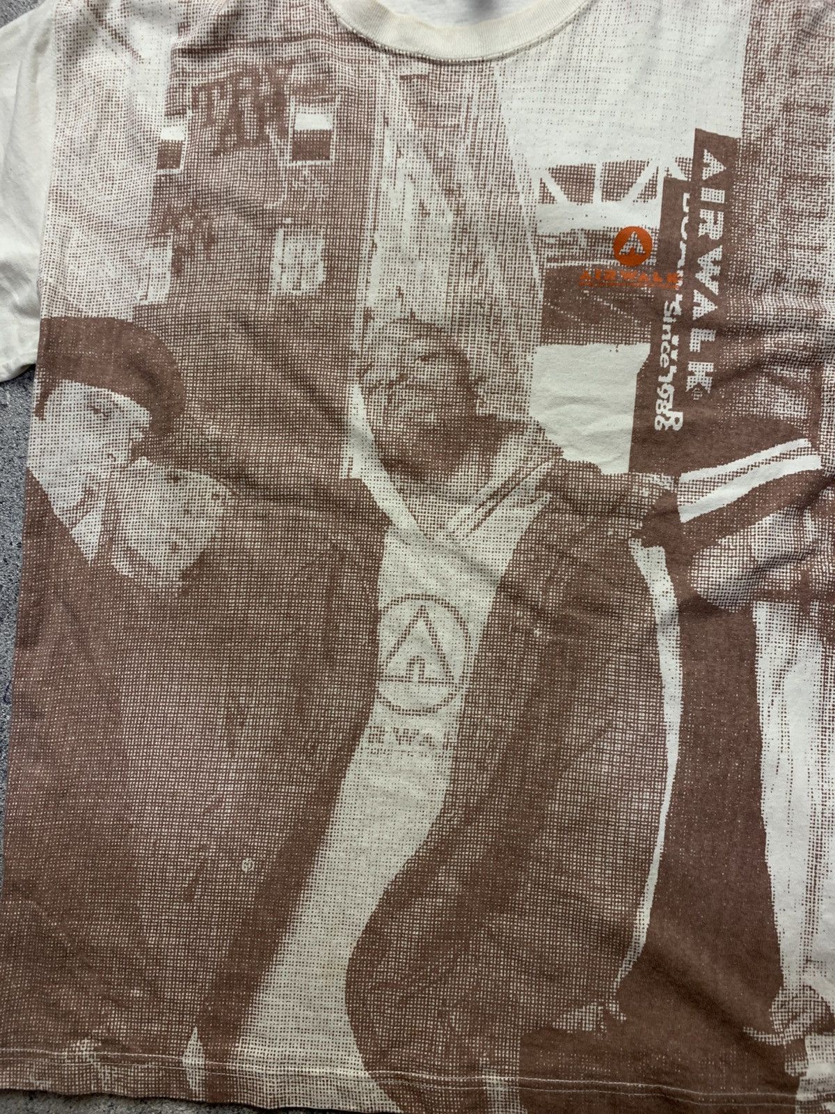 Airwalk 🐍 Vintage Y2k Airwalk Rapper Overprint Tee Size US M / EU 48-50 / 2 - 3 Thumbnail
